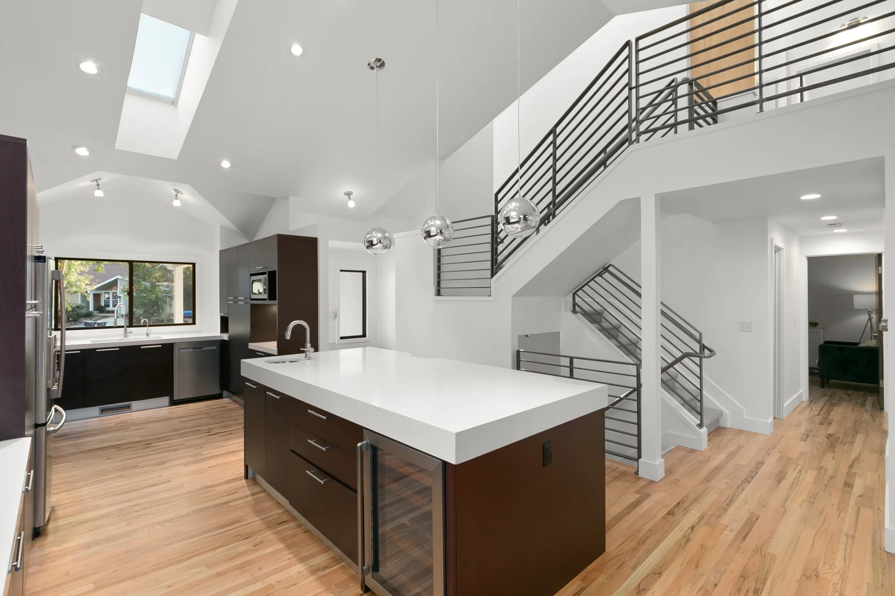 026-Main-Kitchen-3978-Arbol-Ct-MLS.jpg