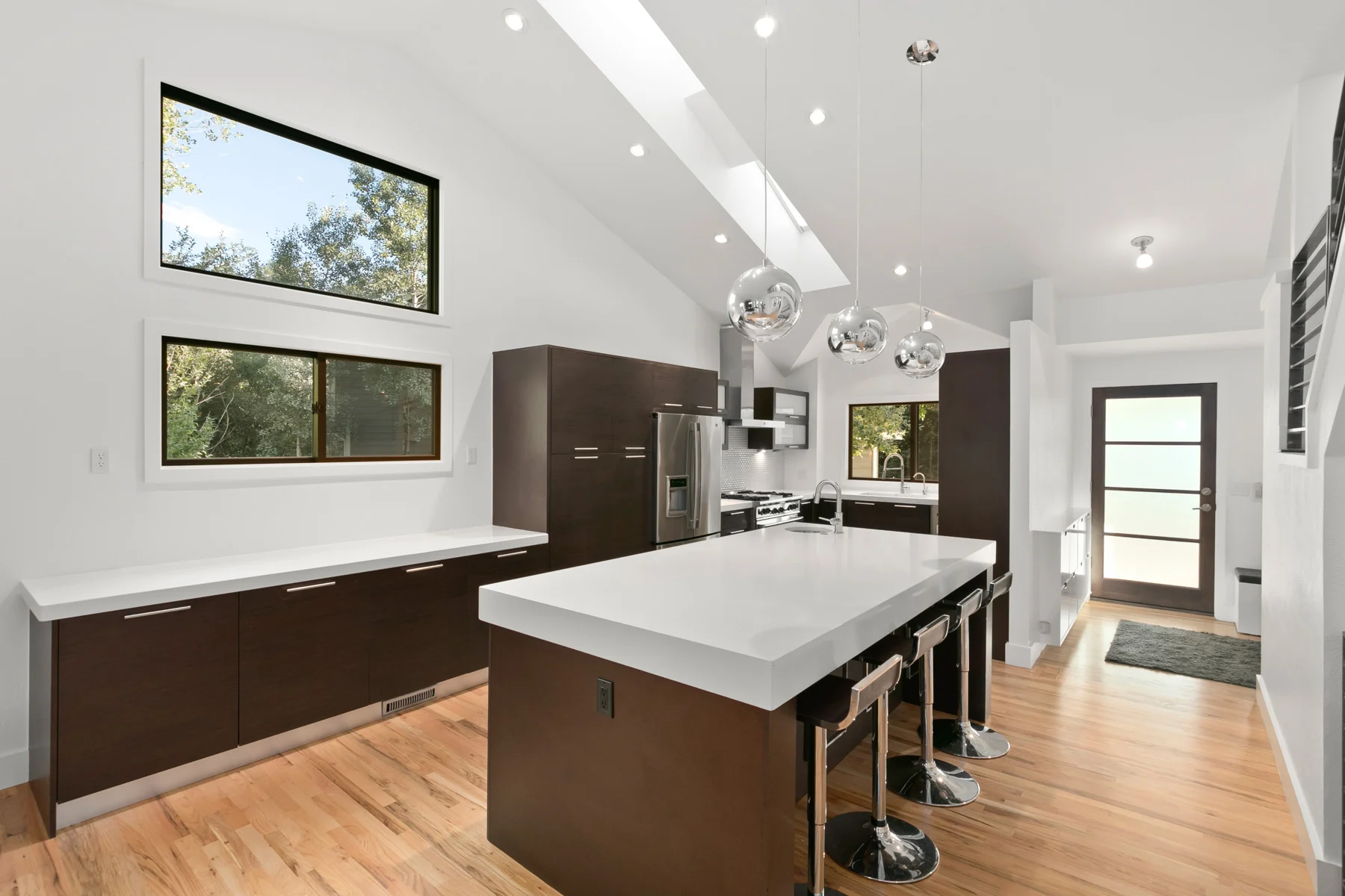 027-Main-Kitchen-3978-Arbol-Ct-MLS.jpg