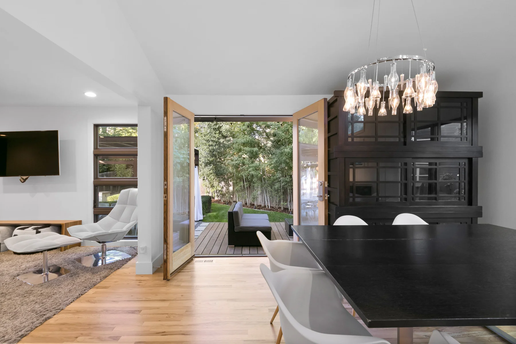 035-Main-Dining-3978-Arbol-Ct-MLS.jpg