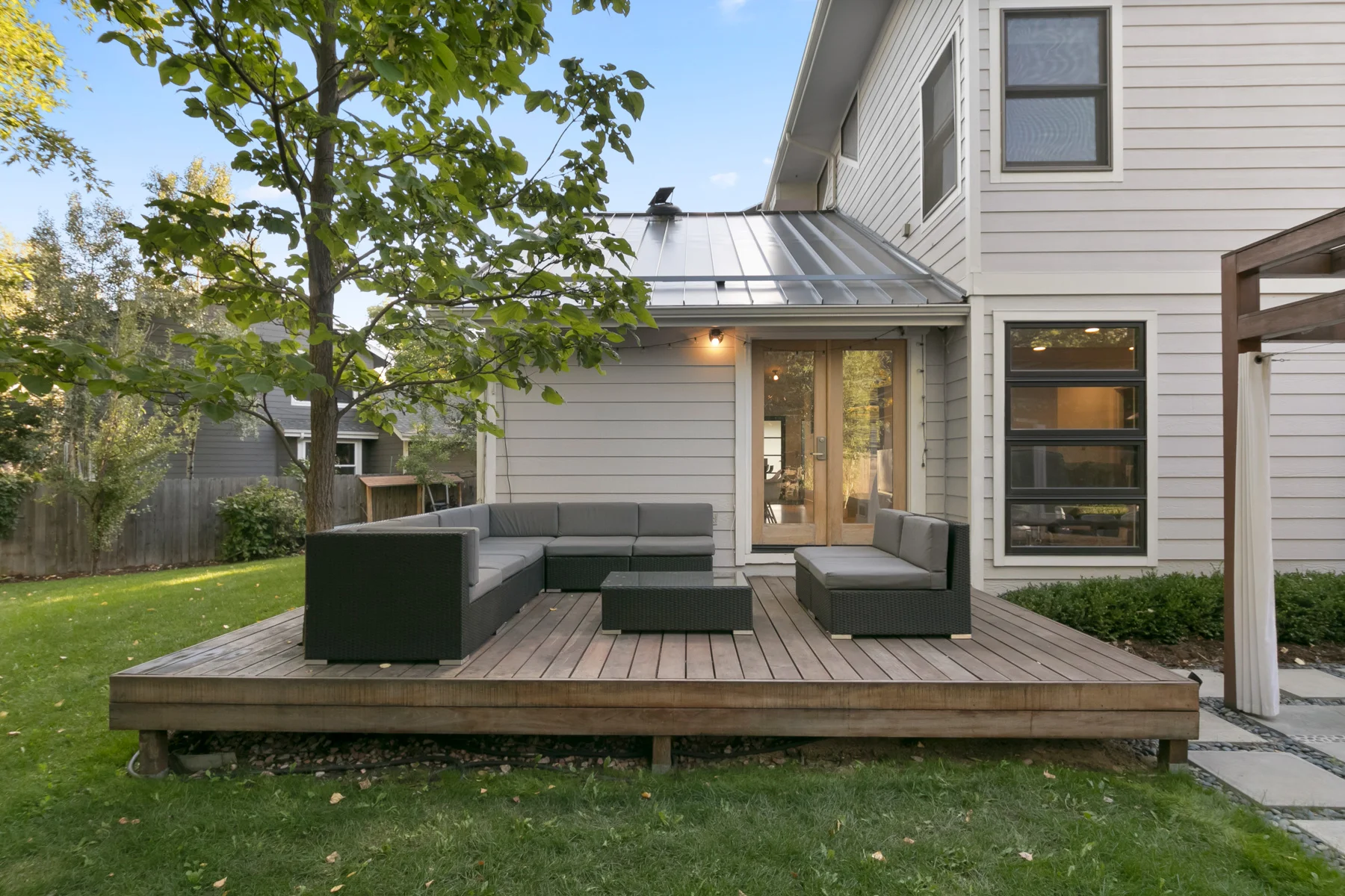 068-Back-3978-Arbol-Ct-MLS.jpg