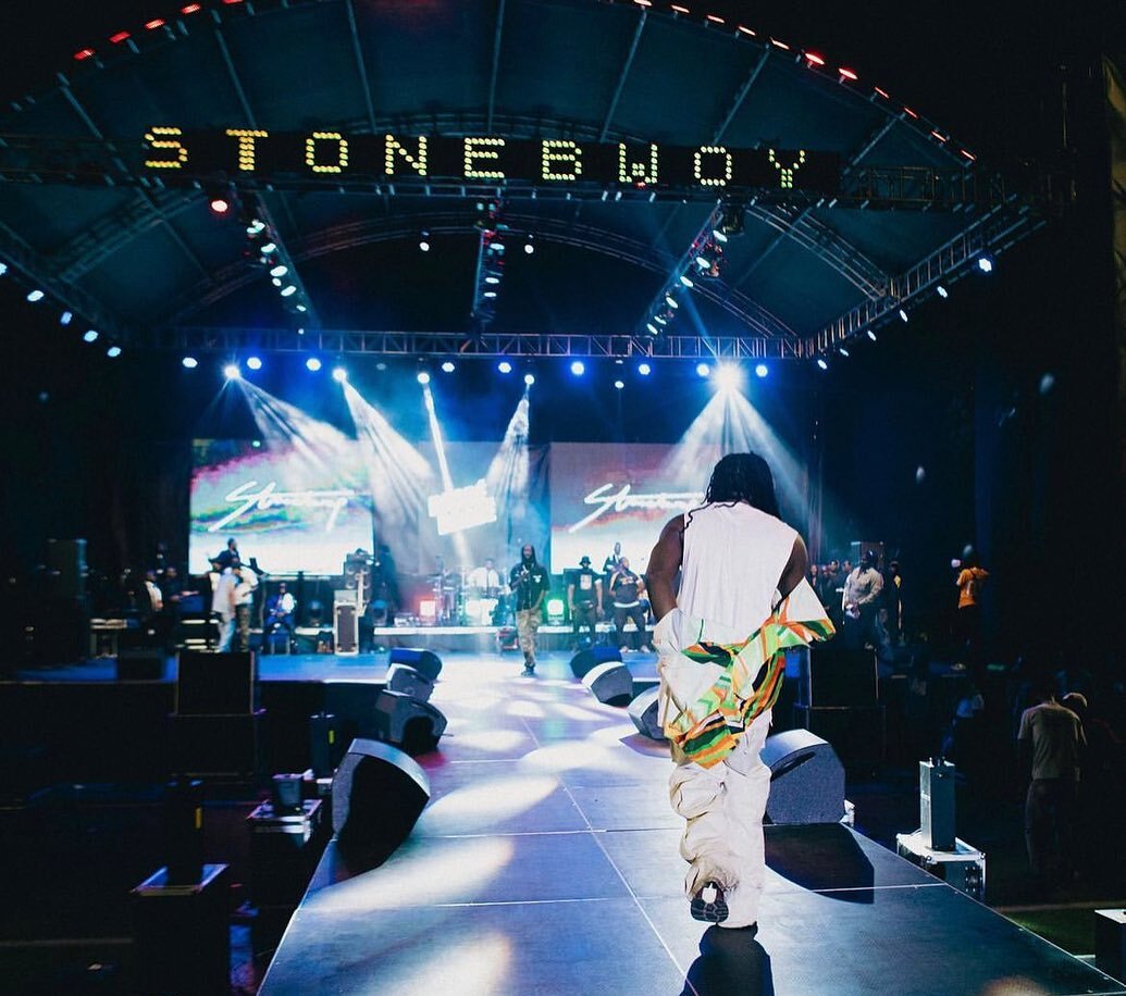 @stonebwoy performing in TOGO for the first time alongside with @santrinos_raphael 🔥🔥

#stonebwoy #performance #togo #weekendvibes #lva #livevisionagency