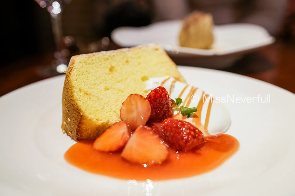 Dessert: Chiffon Cake with Strawberry