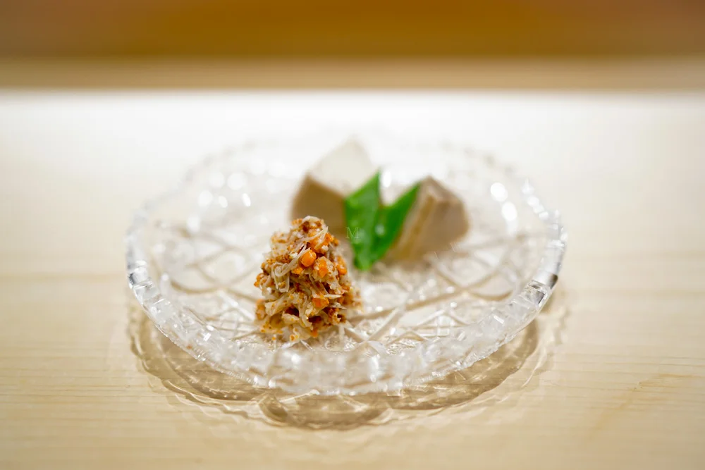 Crab, taro