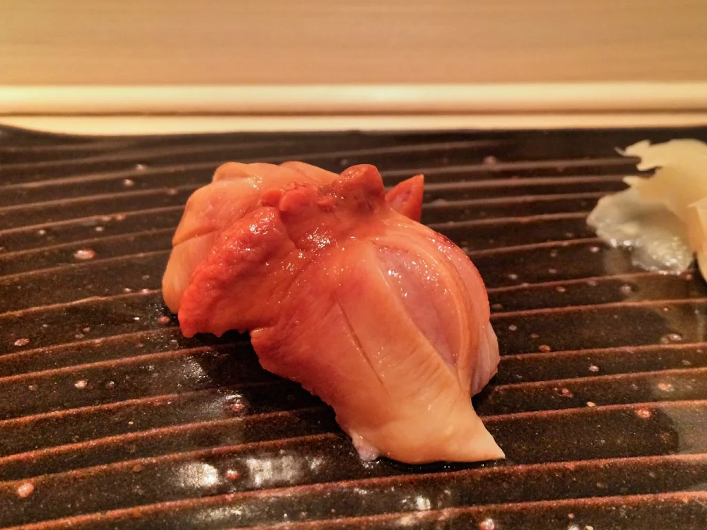 7. Akagai