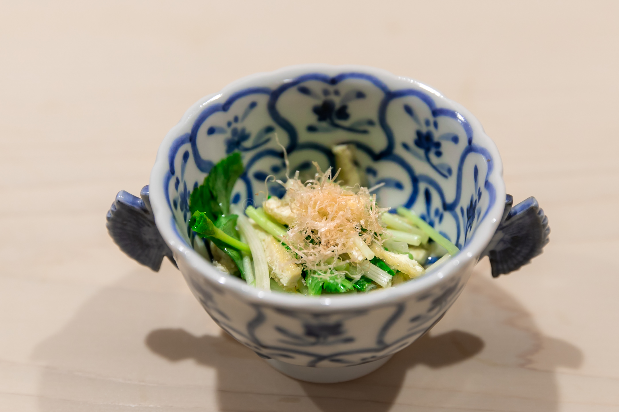 1. Mizuna vegetables and deep-fried tofu