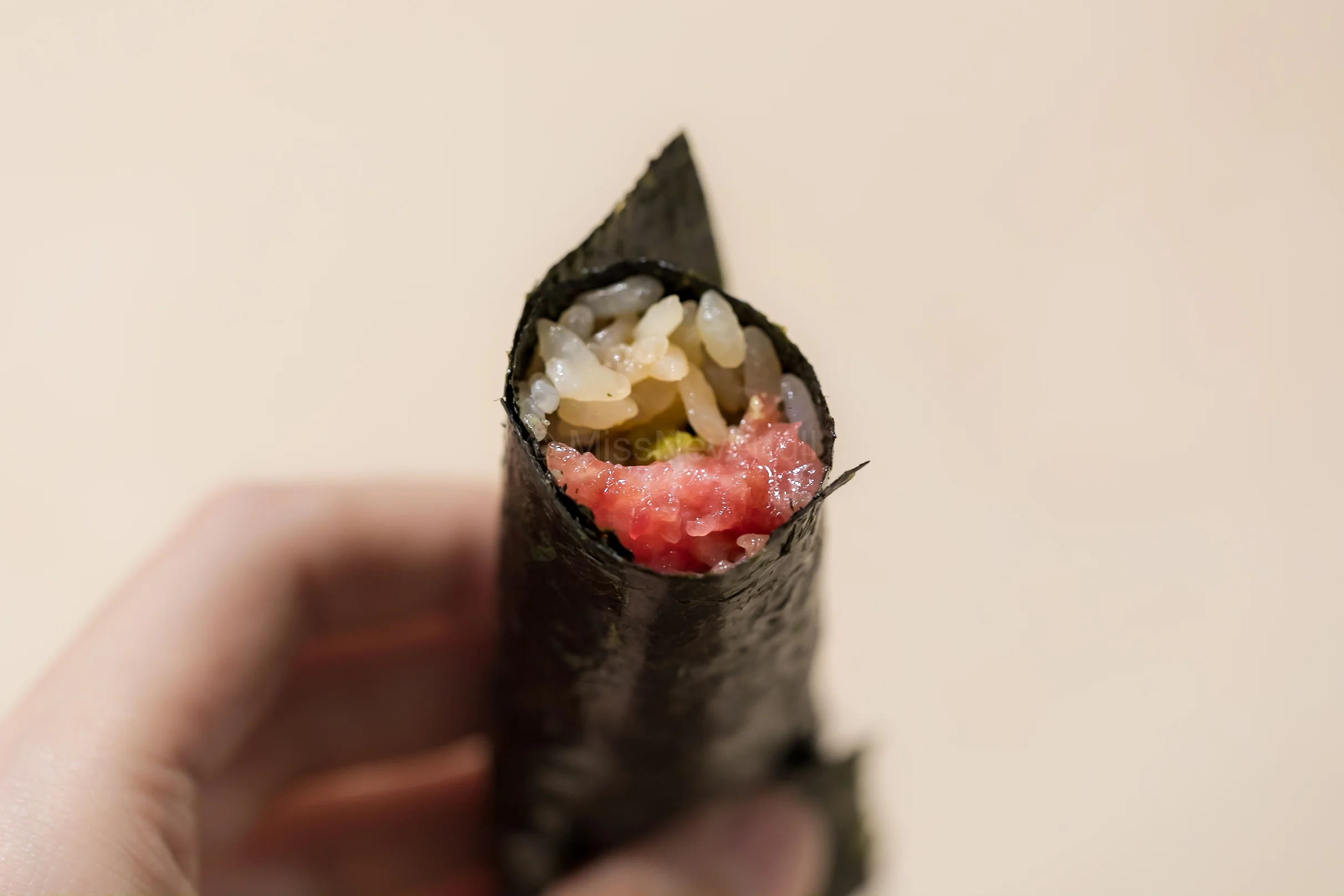 Toro-temaki (hand roll)