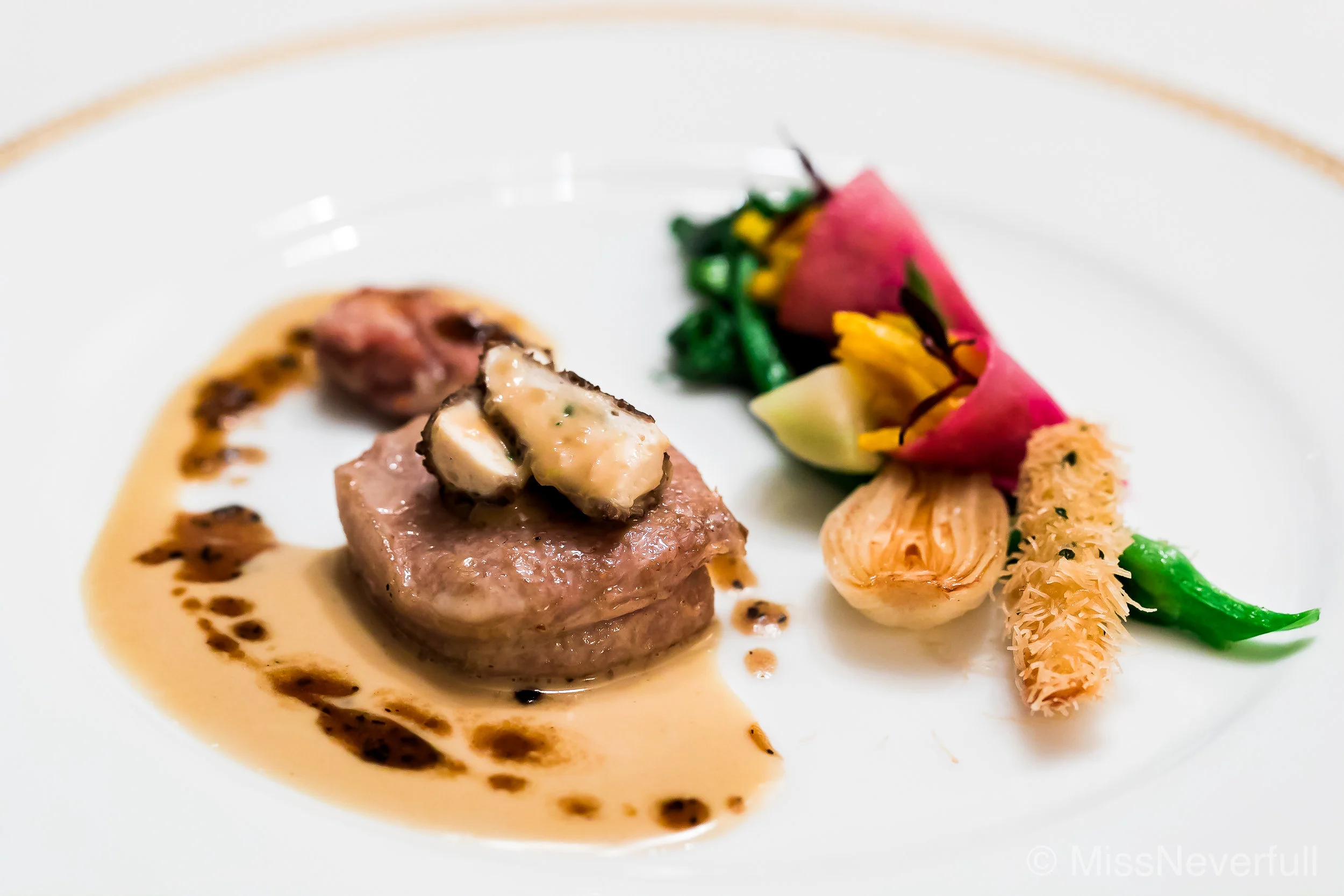 5. Grilled veal with mushroom sauce and seasonal vegetables