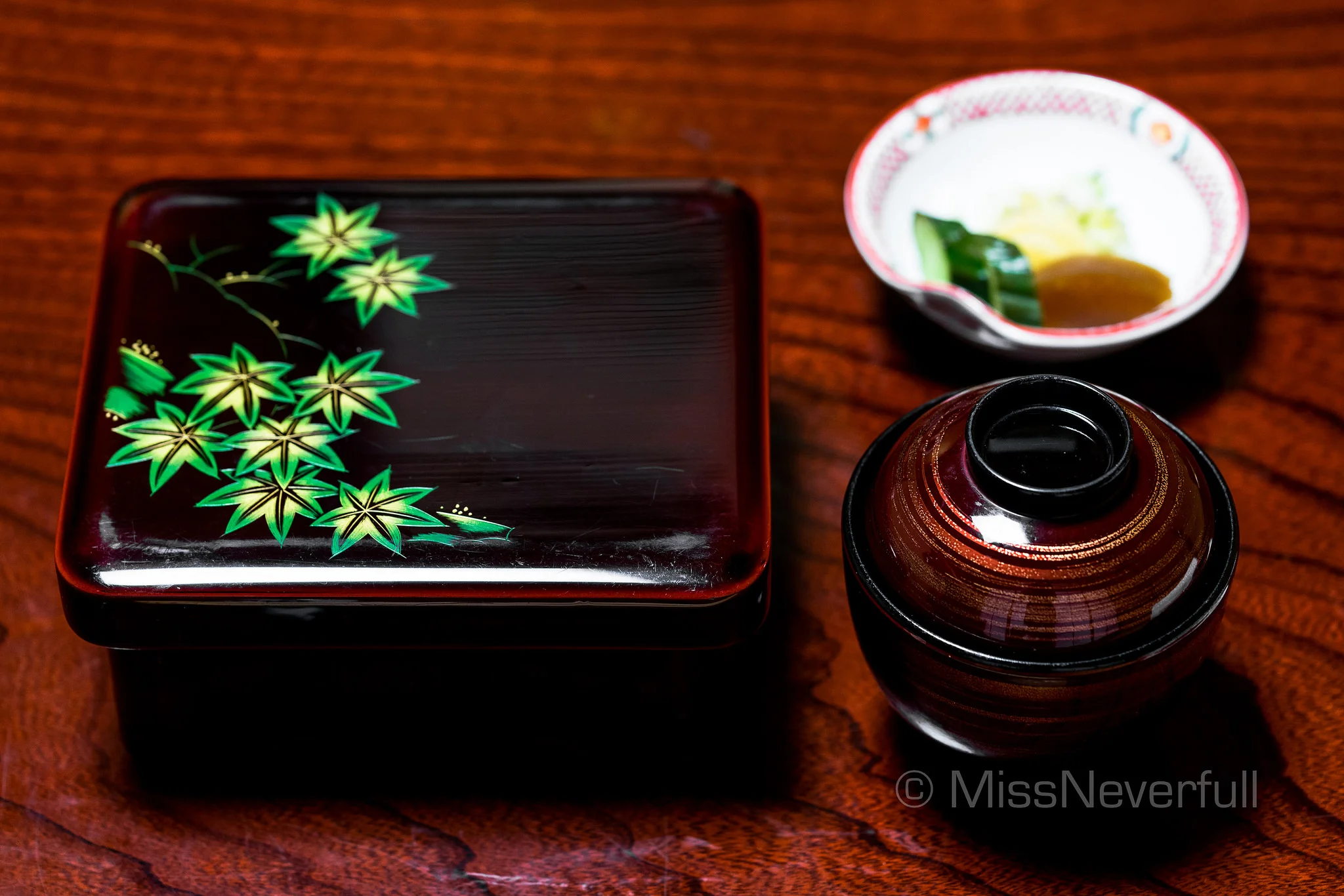  うな重(香物・肝吸い付き)/ Una-jyu, served with pickles and liver soup
