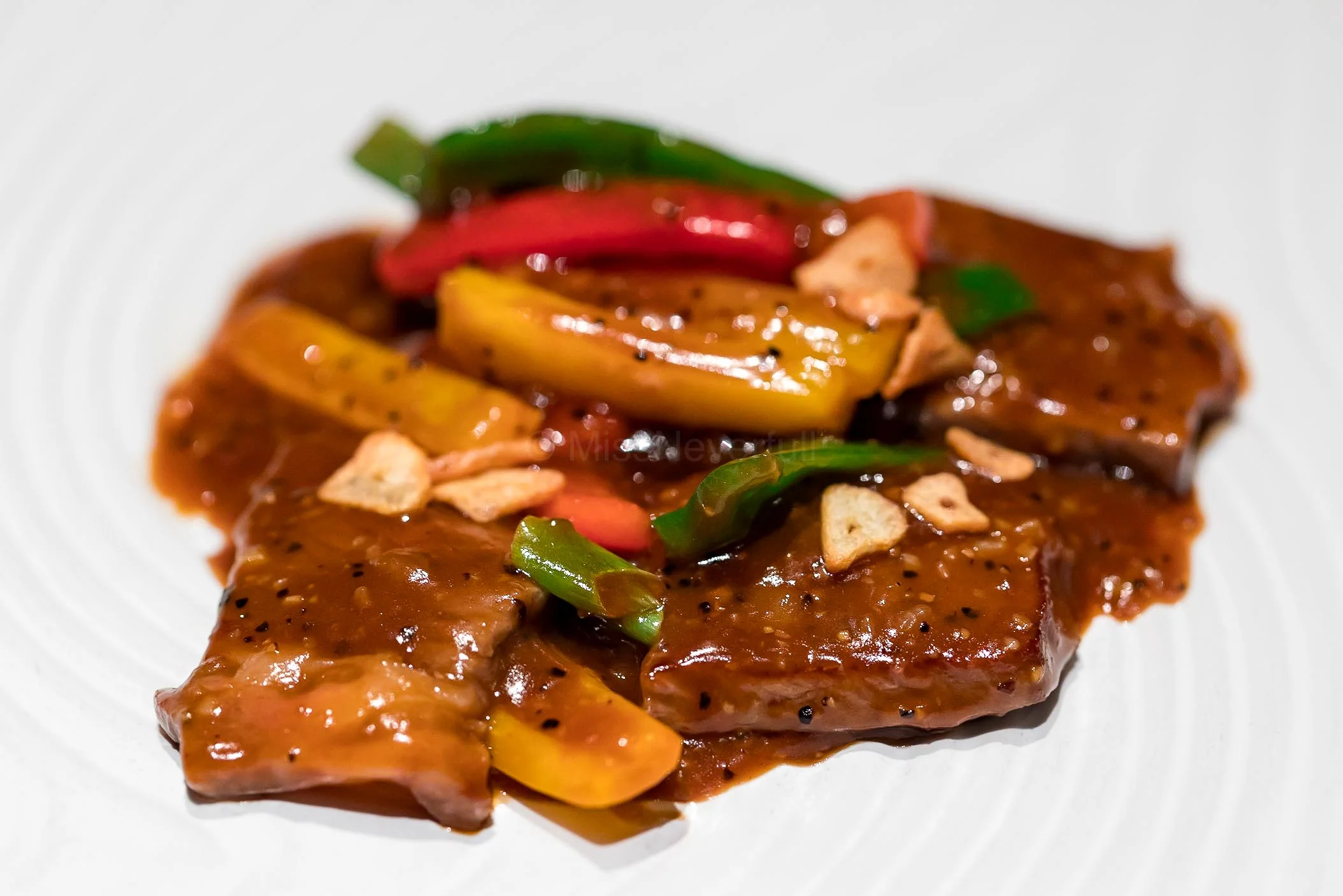 黑椒和牛片 Wok-fried Japanese Beef with Black Pepper Sauce