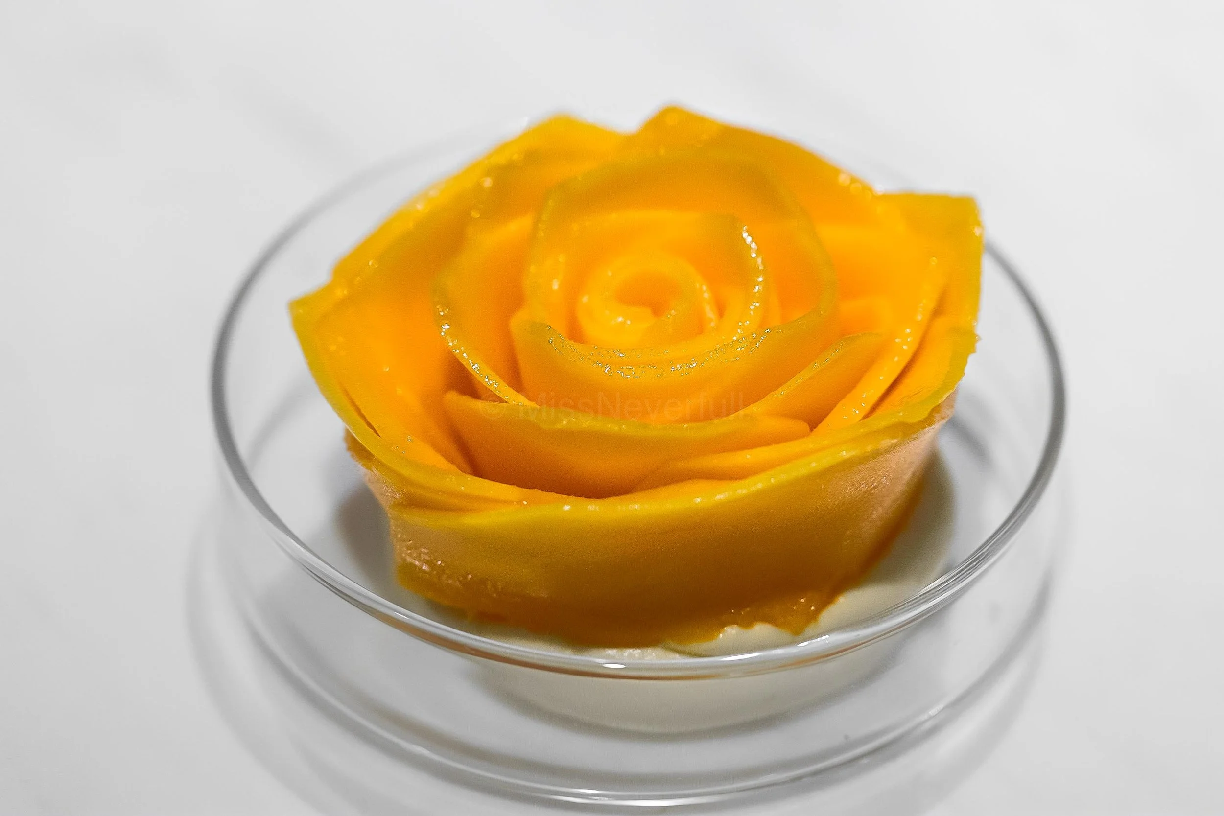 6. The Signature Mango ‘rose’ tart マンゴーの蔷薇