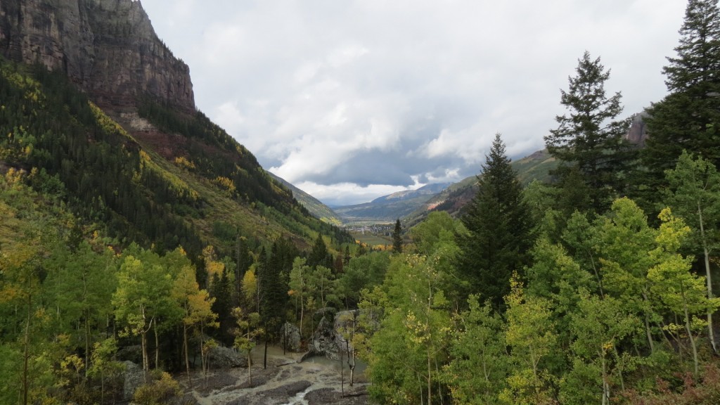 Hiking in high altitude blows. I went from a marathoner fitness nut to an asthmatic on a boat for the first time.