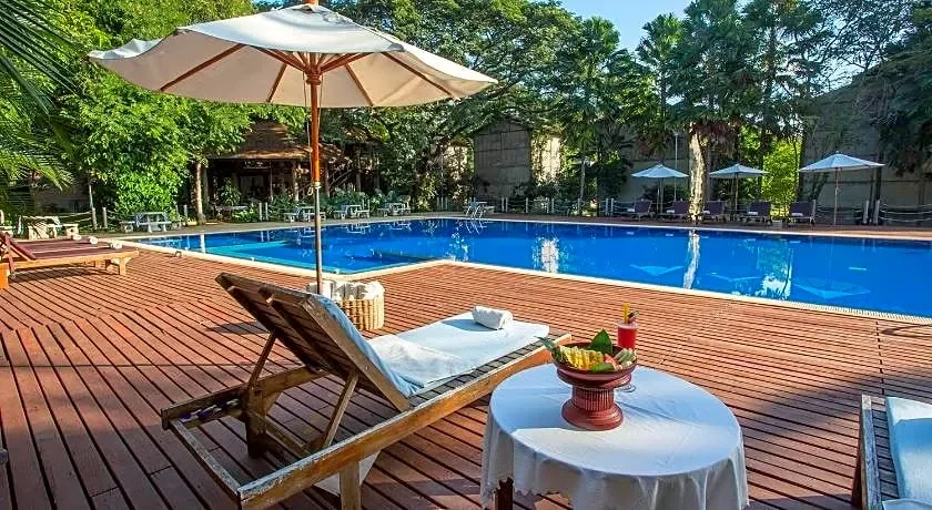 Swimming Pool_4.webp