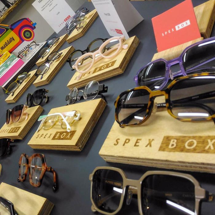 Spexbox Spexbox make a real effort to understand you, your style, your personality and your lifestyle. That way they can recommend glasses that really feel like ‘you’ when you put them on. They‘ll show you exactly which glasses styles, shapes and colours you should be wearing. Choose some totally unique glasses that you wouldn’t find anywhere else and all at a price that won’t break the bank. spexbox.co.uk