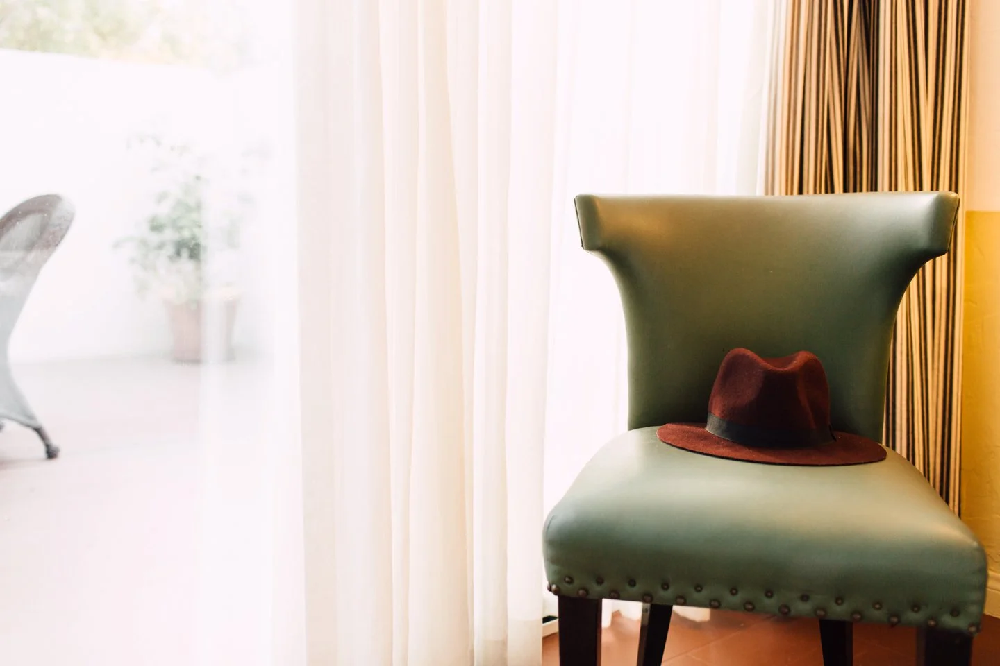 Colony Palms Hotel Anniversary Shoot | Plum & Oak Photo | www.plumandoakphoto.com