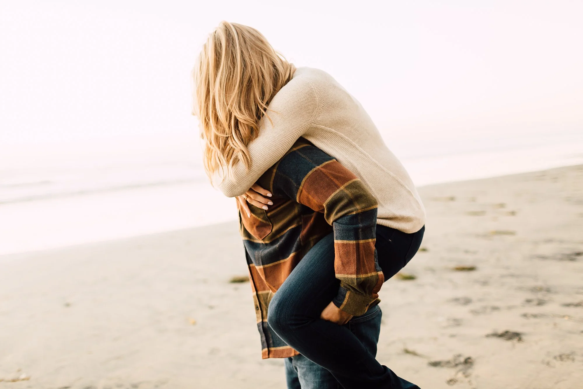blacks beach engagement session_0044.jpg