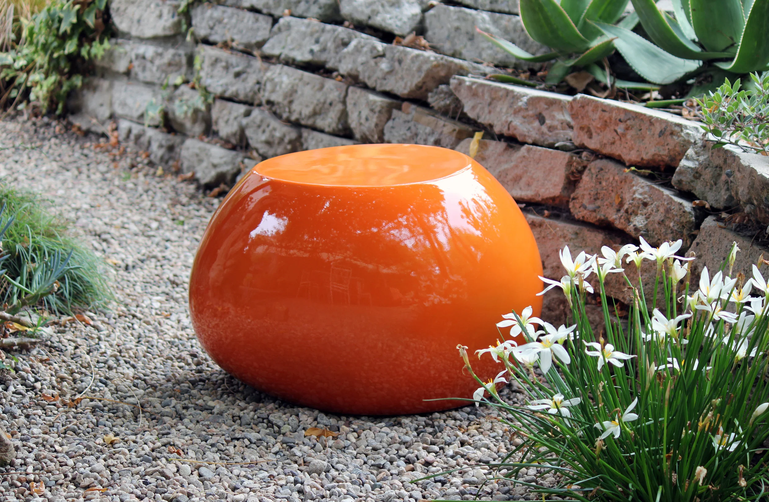 EIS Orange F20 Pebble Table.JPG