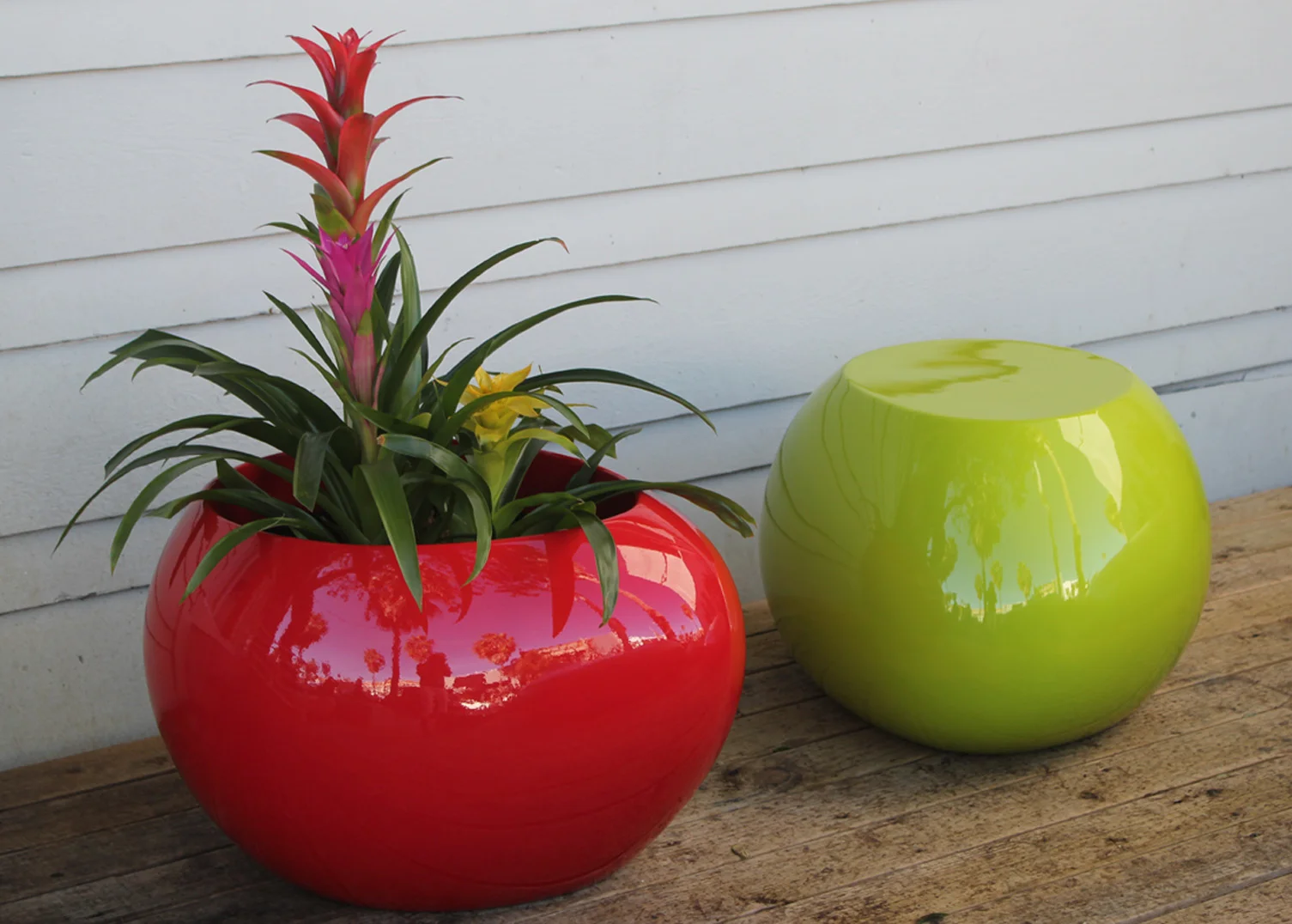 Red F20 Planter, Chartreuse F20 Table.jpg