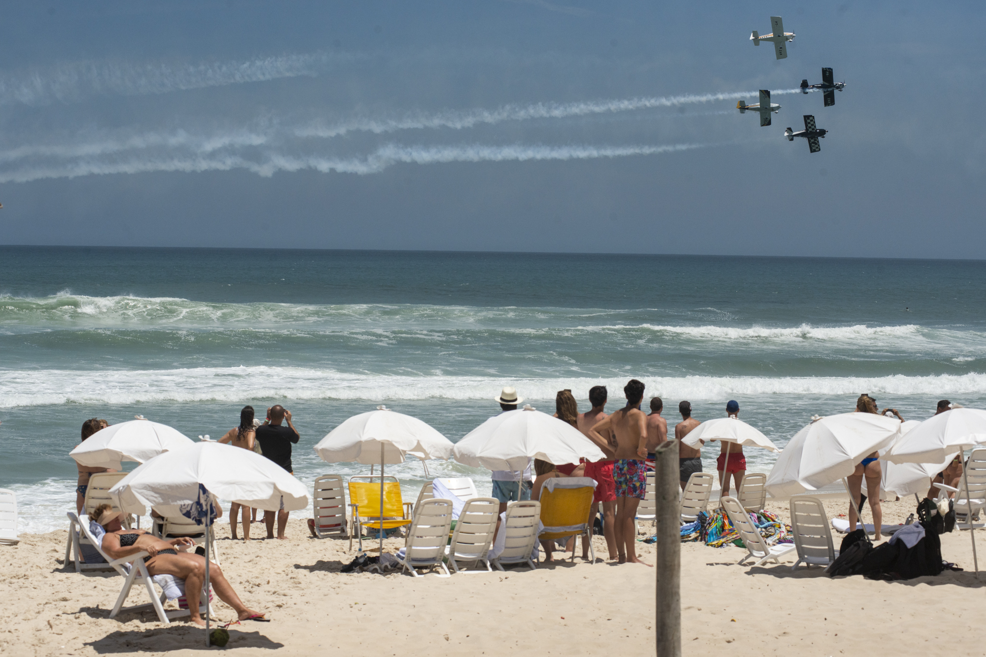   Airplanes perform for Brazil new president-elected Jair Bolsonaro (not pictured) near his condominium at Barra da Tijuca neighbourhood in Rio de Janeiro, Brazil October 31, 2018. REUTERS/Lucas Landau  