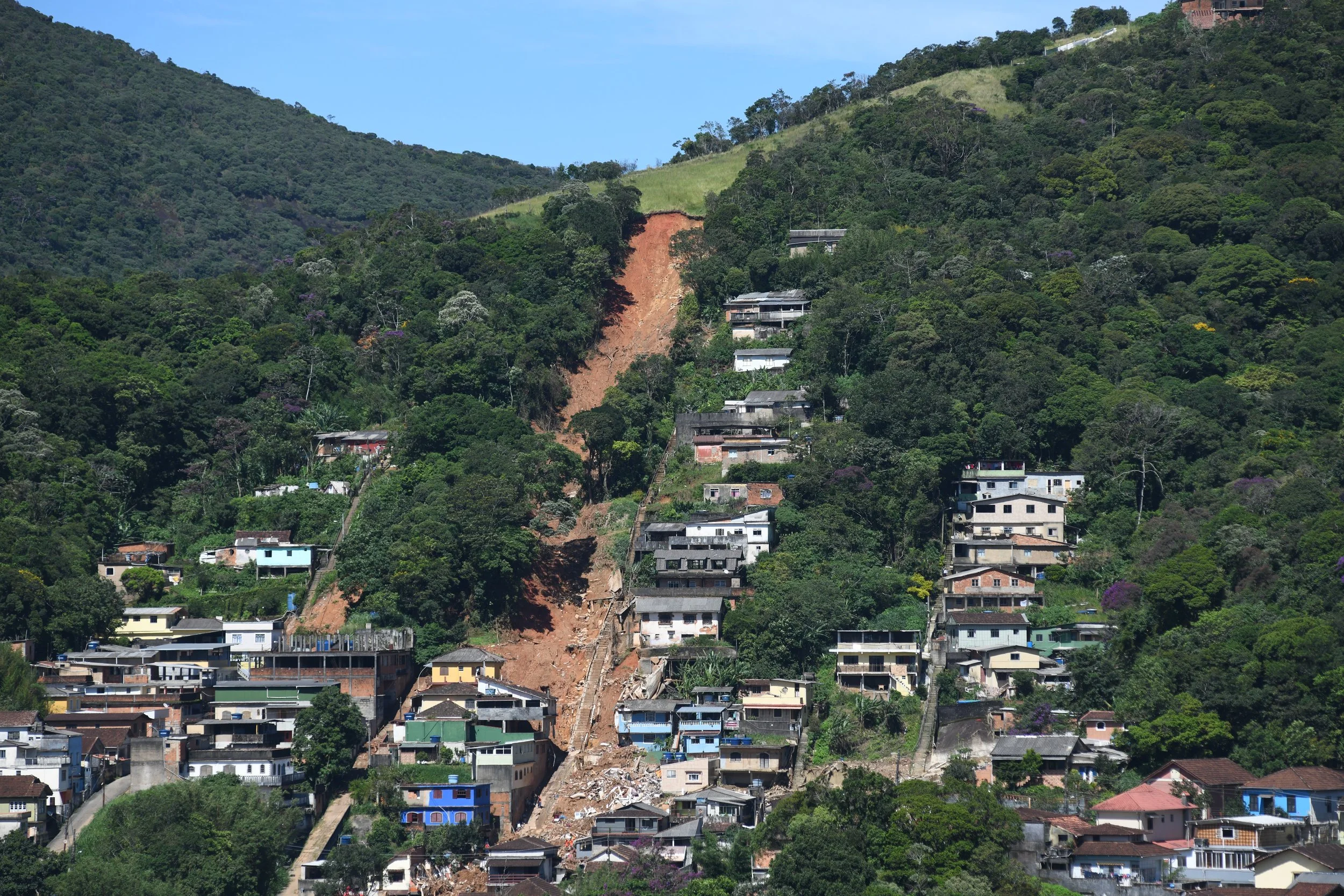  Vista da comunidade Vila Felipe, onde houve diversos deslizamentos seis dias antes. 21 Fev, 2022. 