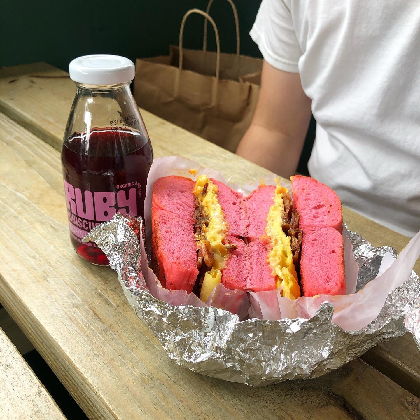 Pink drinks &amp;&amp;&amp; pink bagels &mdash; check out the @rubyforfun Happy Meal at @greenbergsbagels today until 3! 🌺 🥯