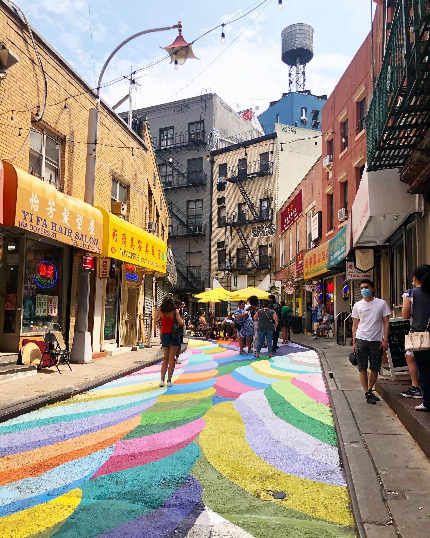 Doyers Street in Chinatown got a face lift! You know the little alley..where you&rsquo;ve waited in a (long) line for Nom Wah dim sum. Stop by soon to check out the new mural...painted on the street!