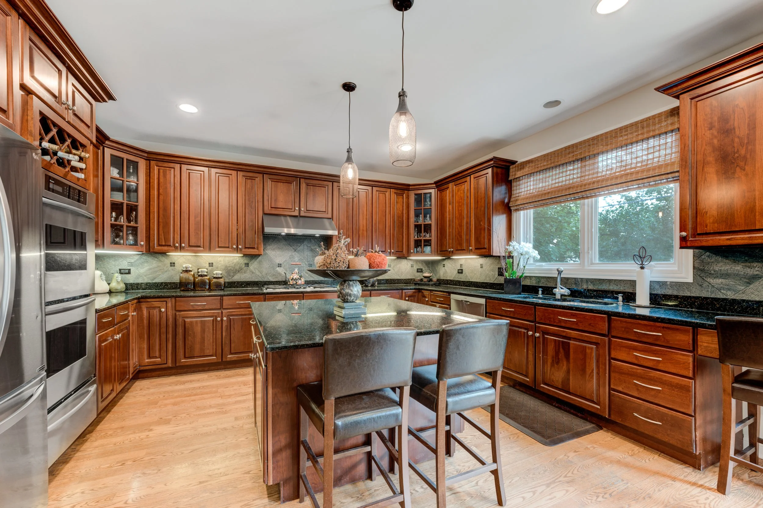 Kitchen 2 2.jpg