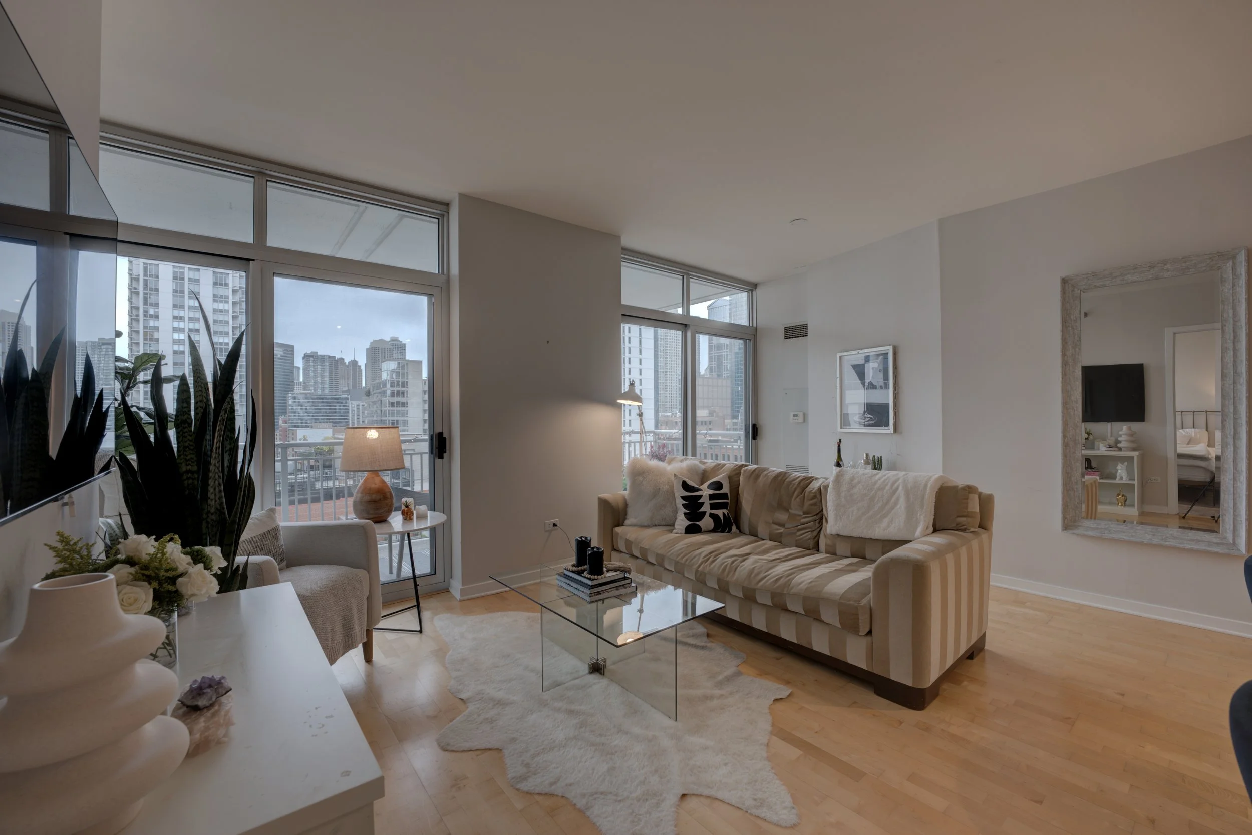 Living Room.jpg