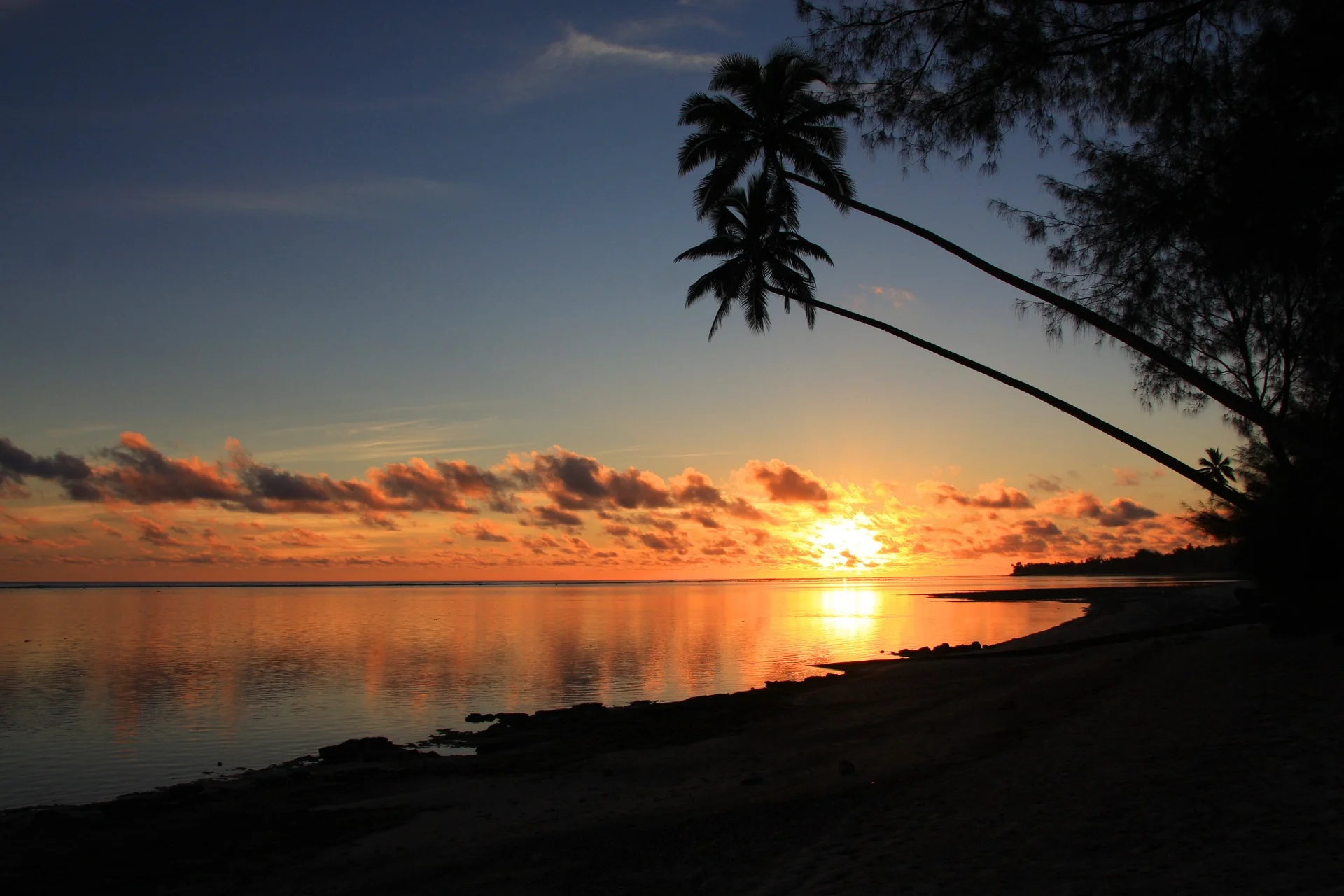 rarotonga-995367_1920.jpg