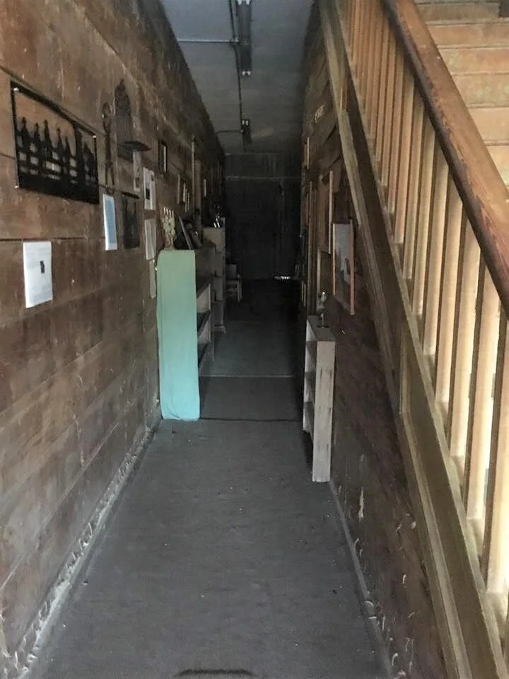 Hallway looking towards the back of the hotel