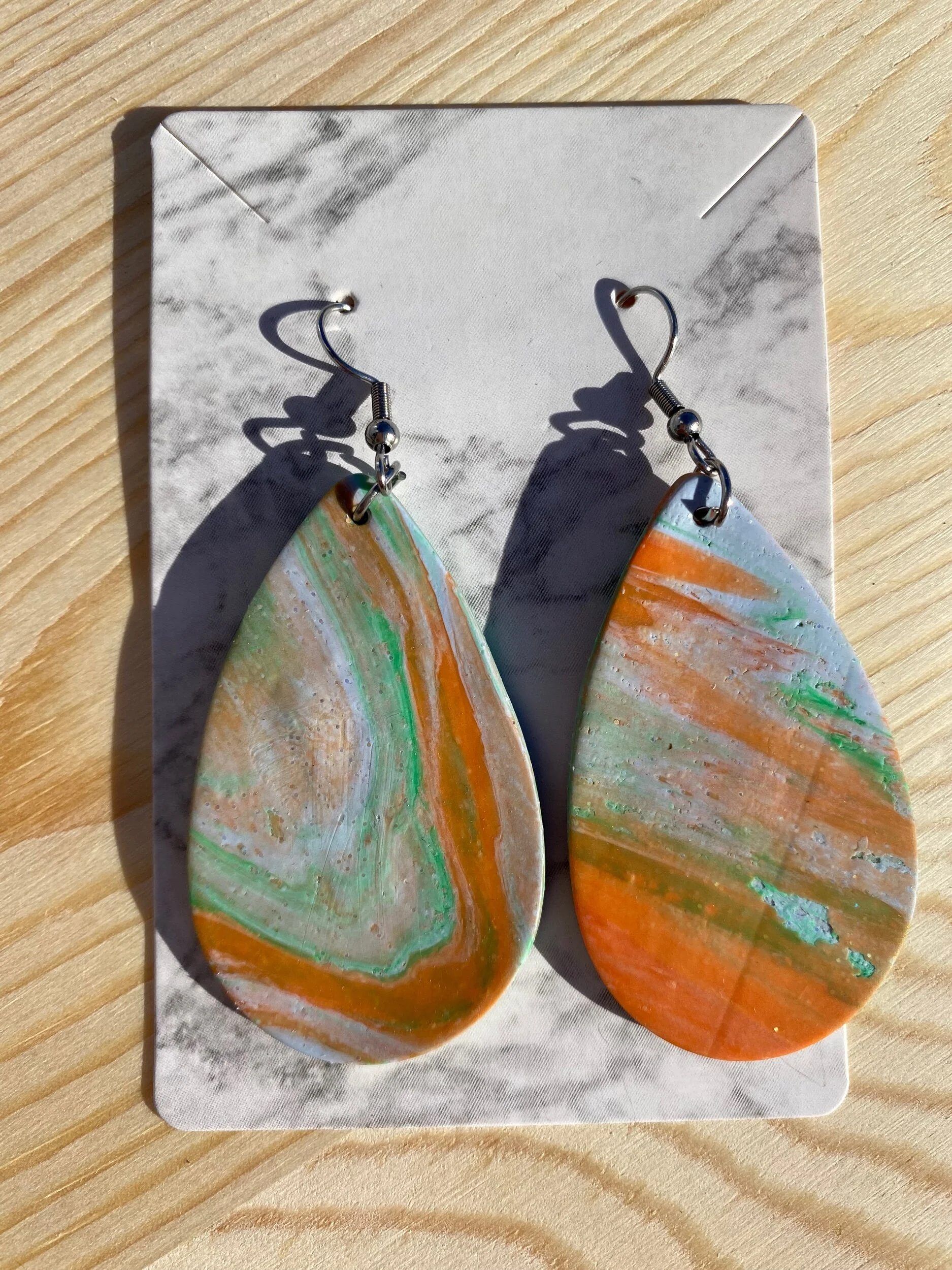 6B3C2B6A-221D-486B-A4EB-7587C910CA21