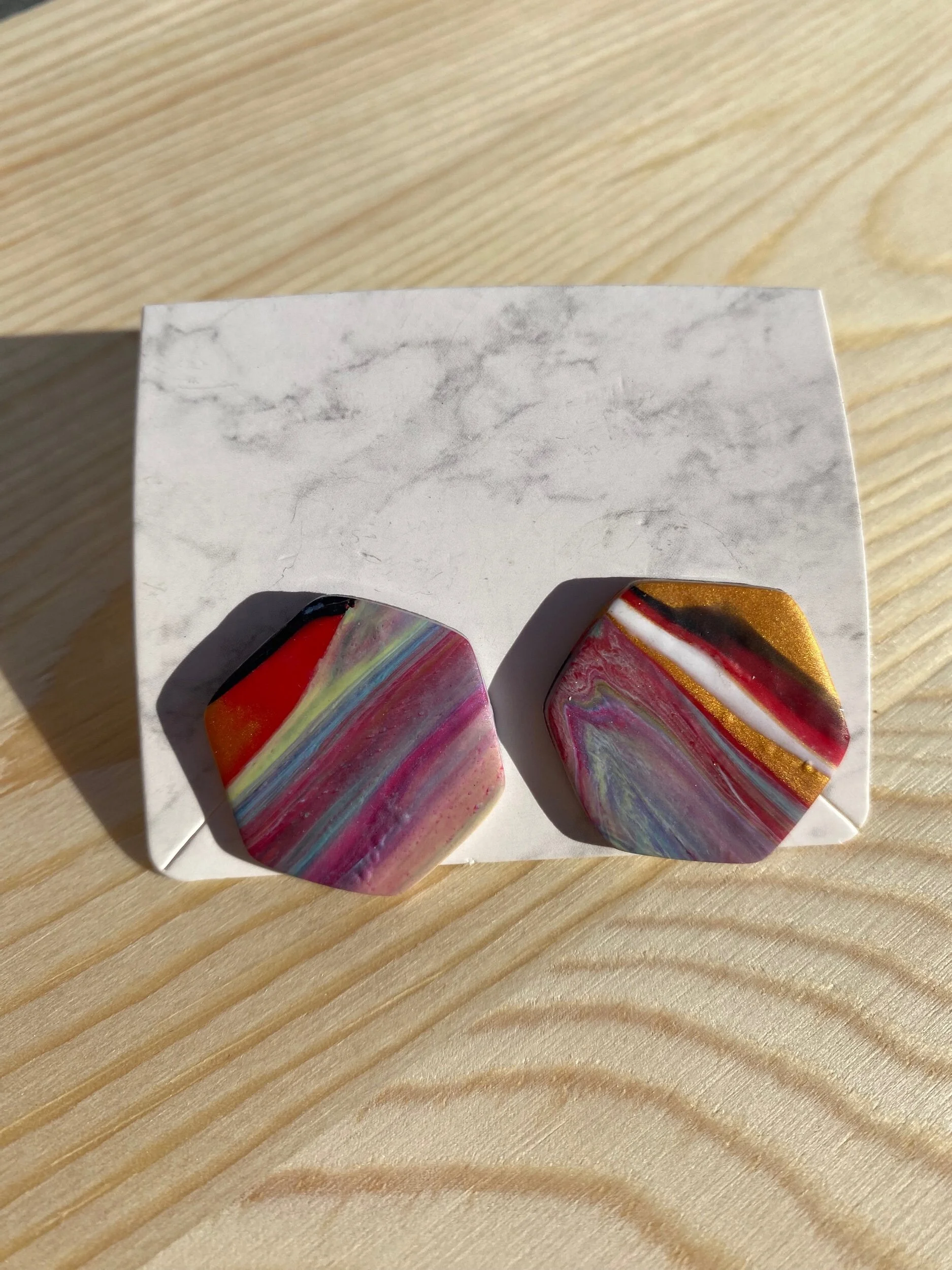 B5F845B7-0C43-4A41-BBCB-0BD52BF1515E