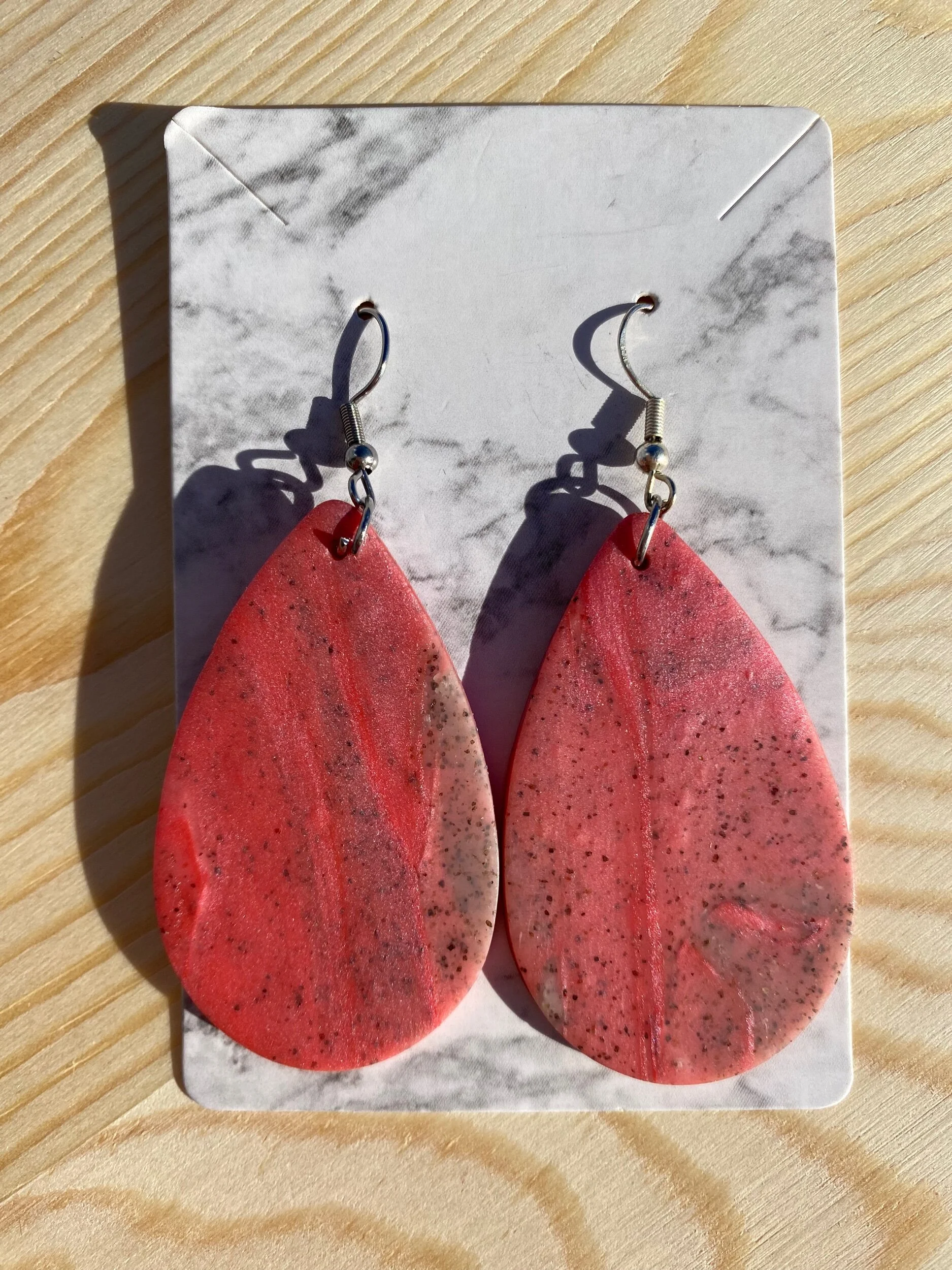 0EF9B0F5-6B93-467C-8077-FBB385899A83