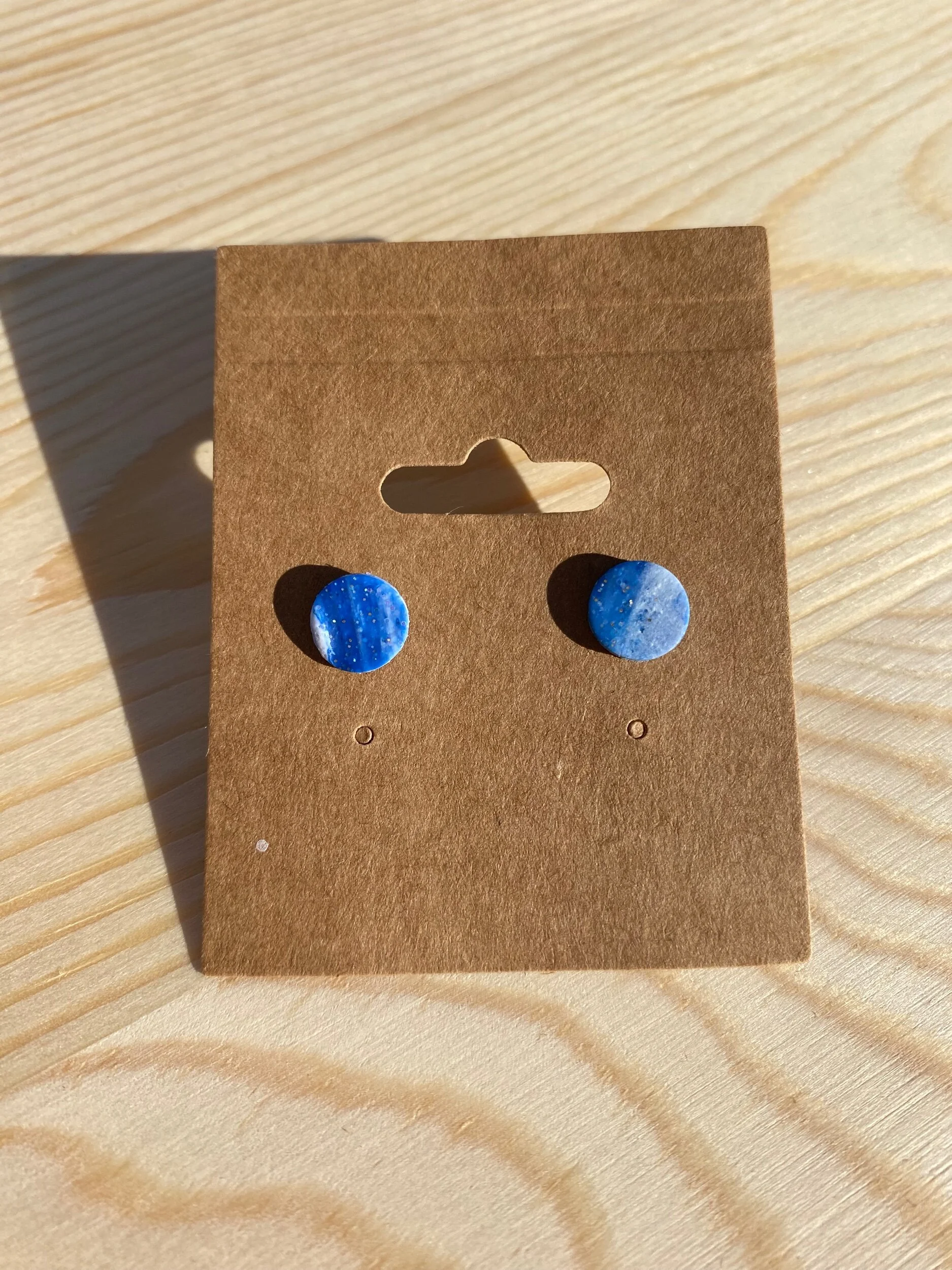 CE0D80C7-A392-4529-BDD5-C441FE405D0E