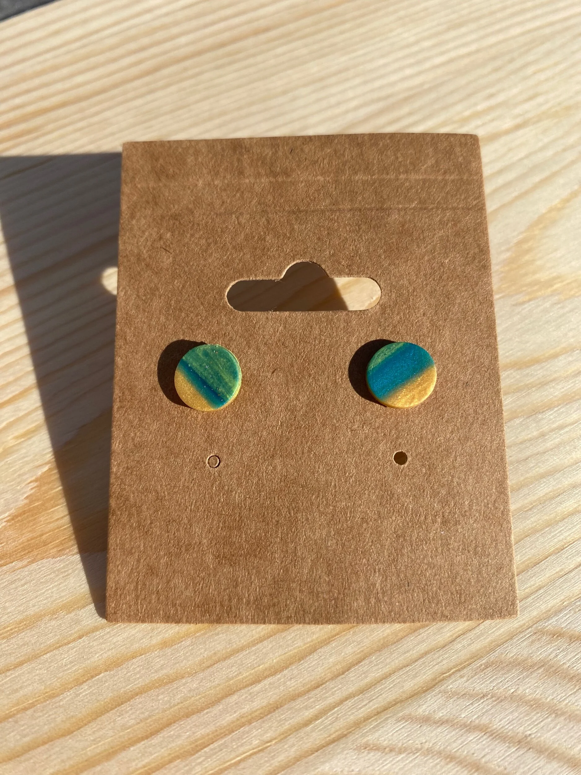 2EEB1CA0-8FC9-434F-B0A8-DD5B6F5ECB5E