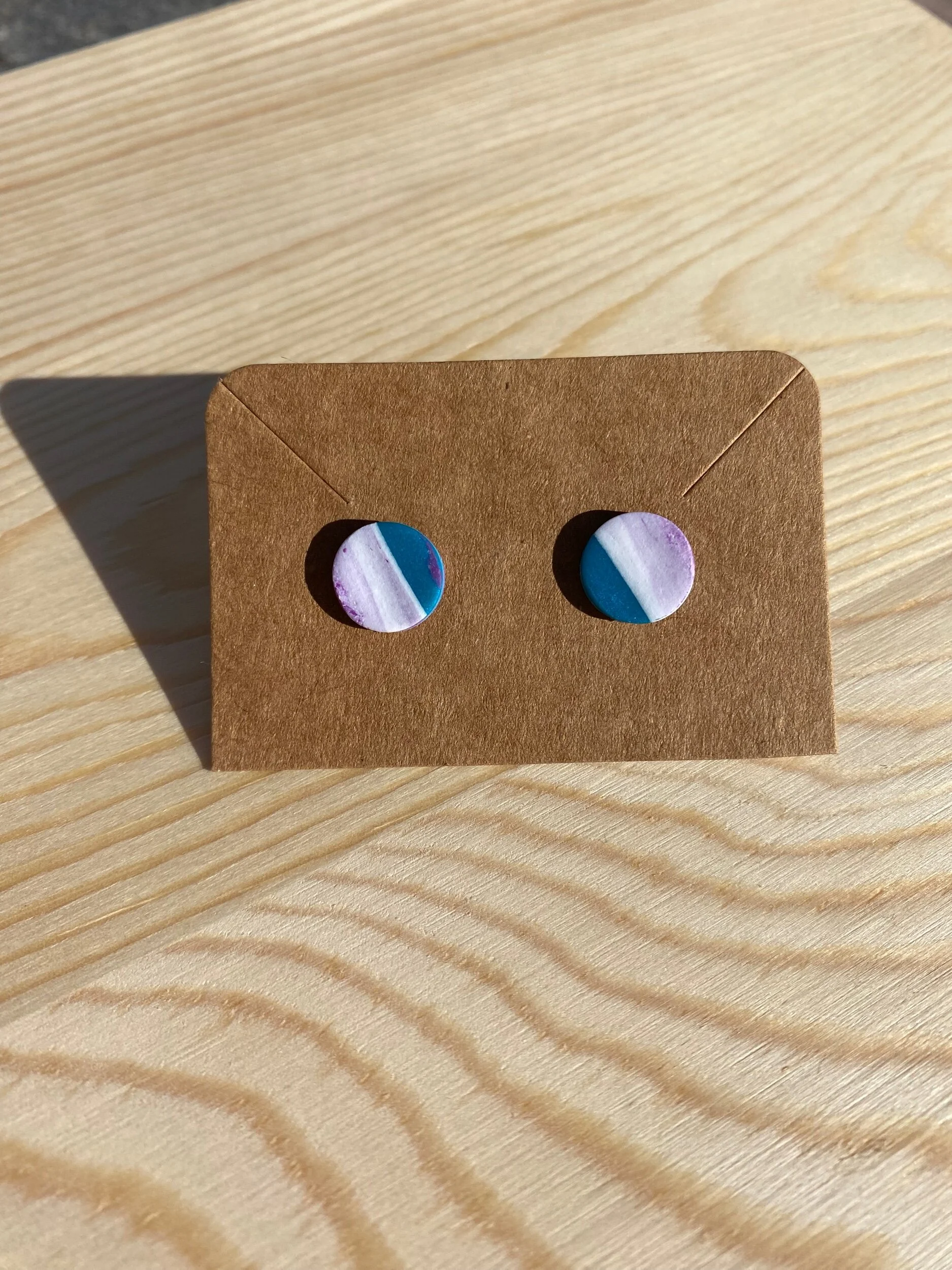 70C91EEC-535B-4320-81D5-2D2BB3A67774