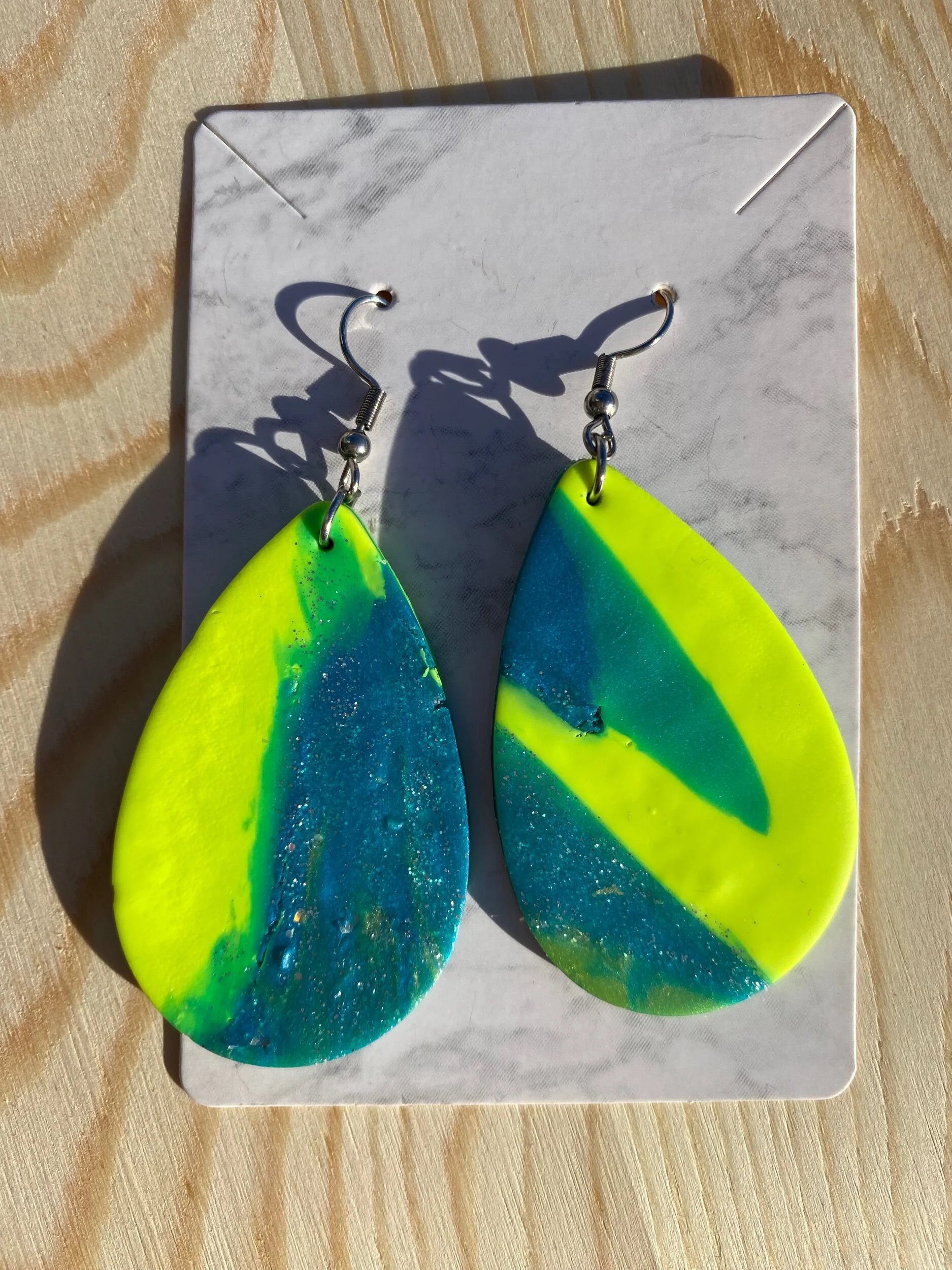 CC5F6C2E-D7B8-470C-8C13-640FB3A3D41A