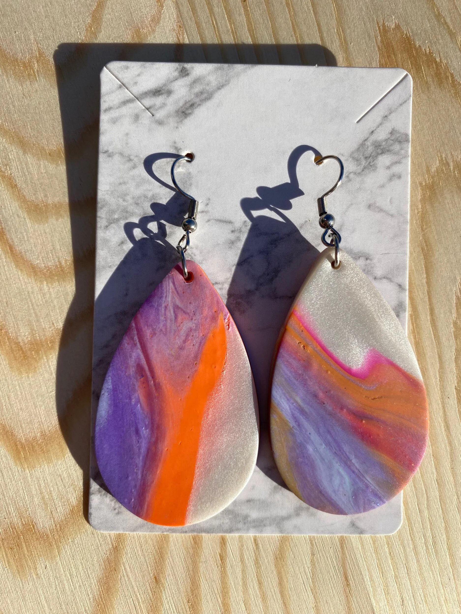 FB0F8DC3-08A1-435A-B496-A3368223C581