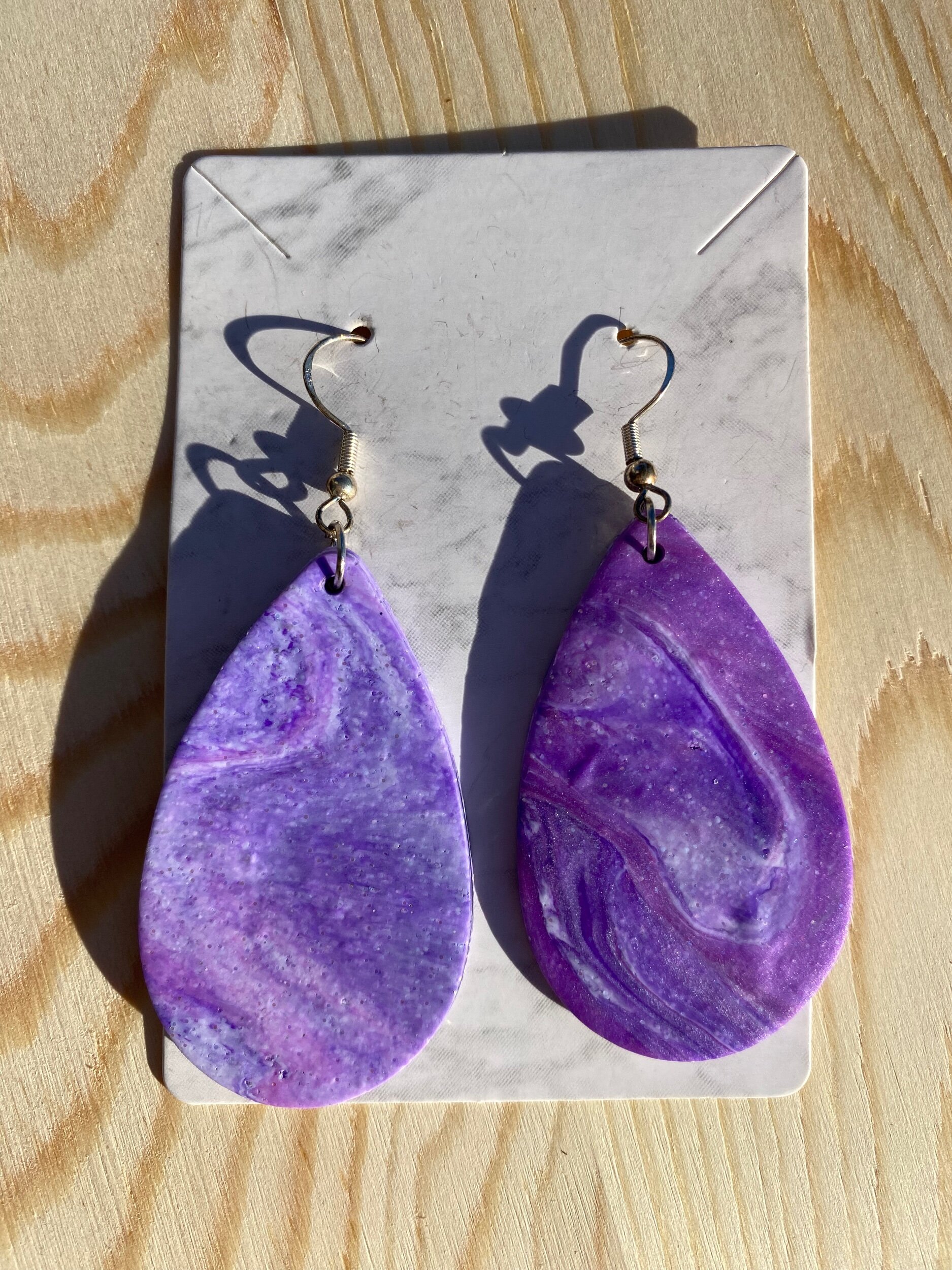 FDE769B6-10B0-49BD-9F2C-2FED623E7E7D