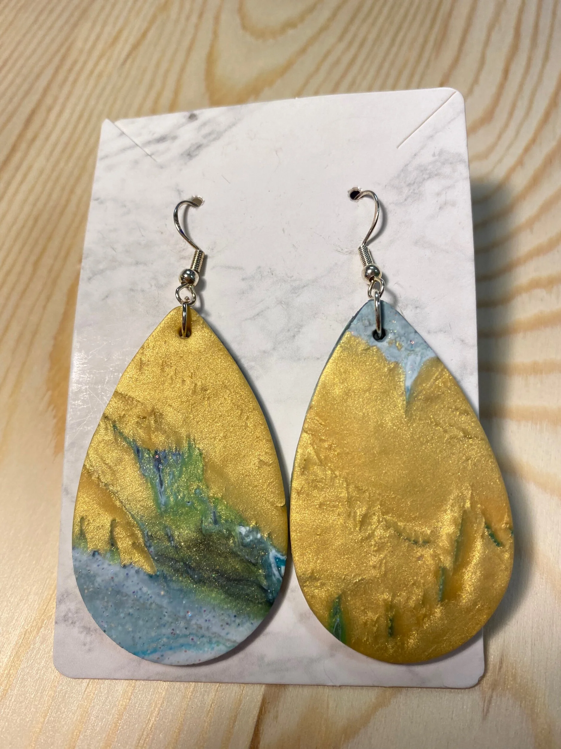 E8AC458B-A2AF-4B89-98C5-F872F02F0474