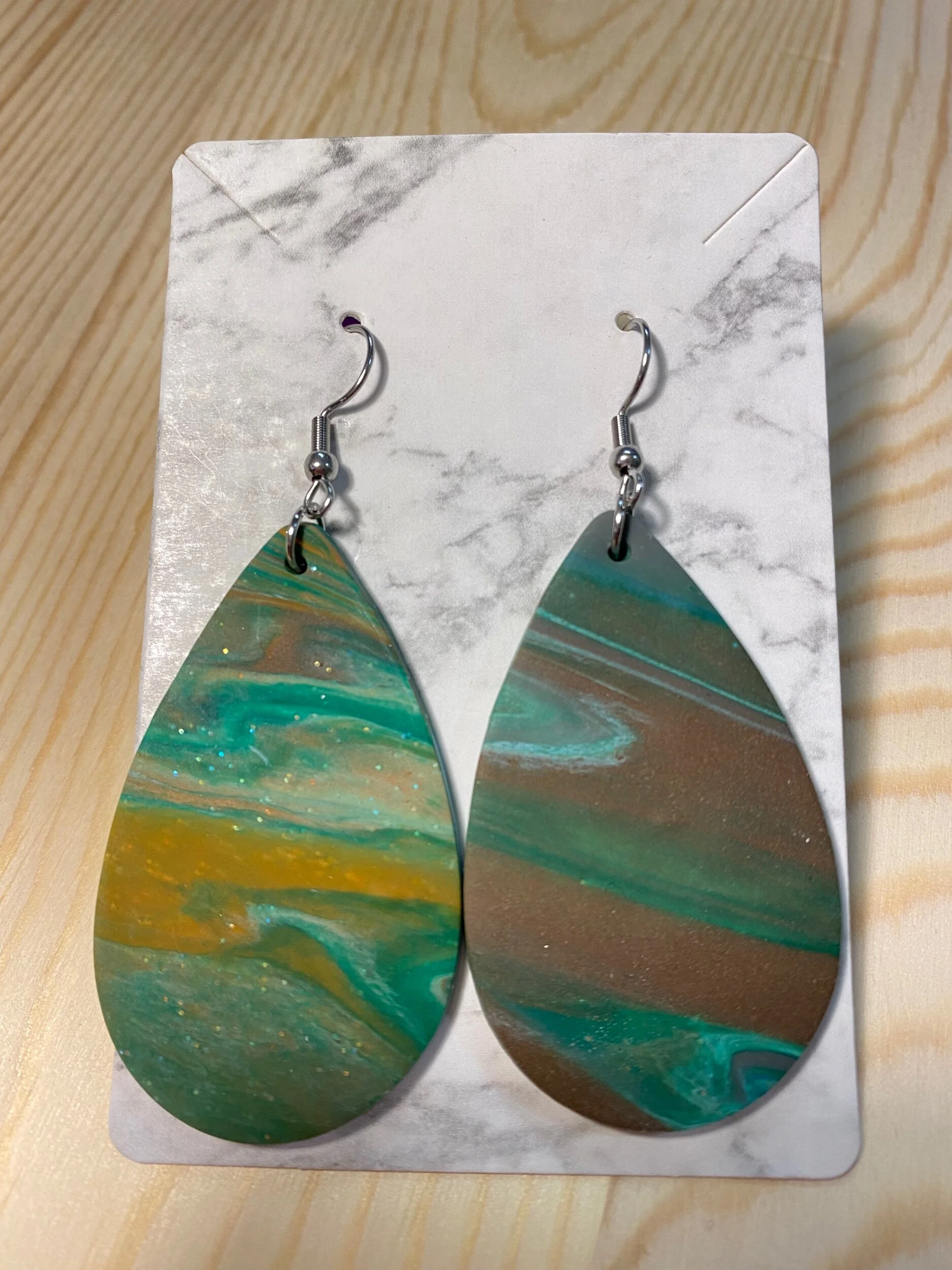 689E5242-C060-4BD3-9155-3F368348EAF1