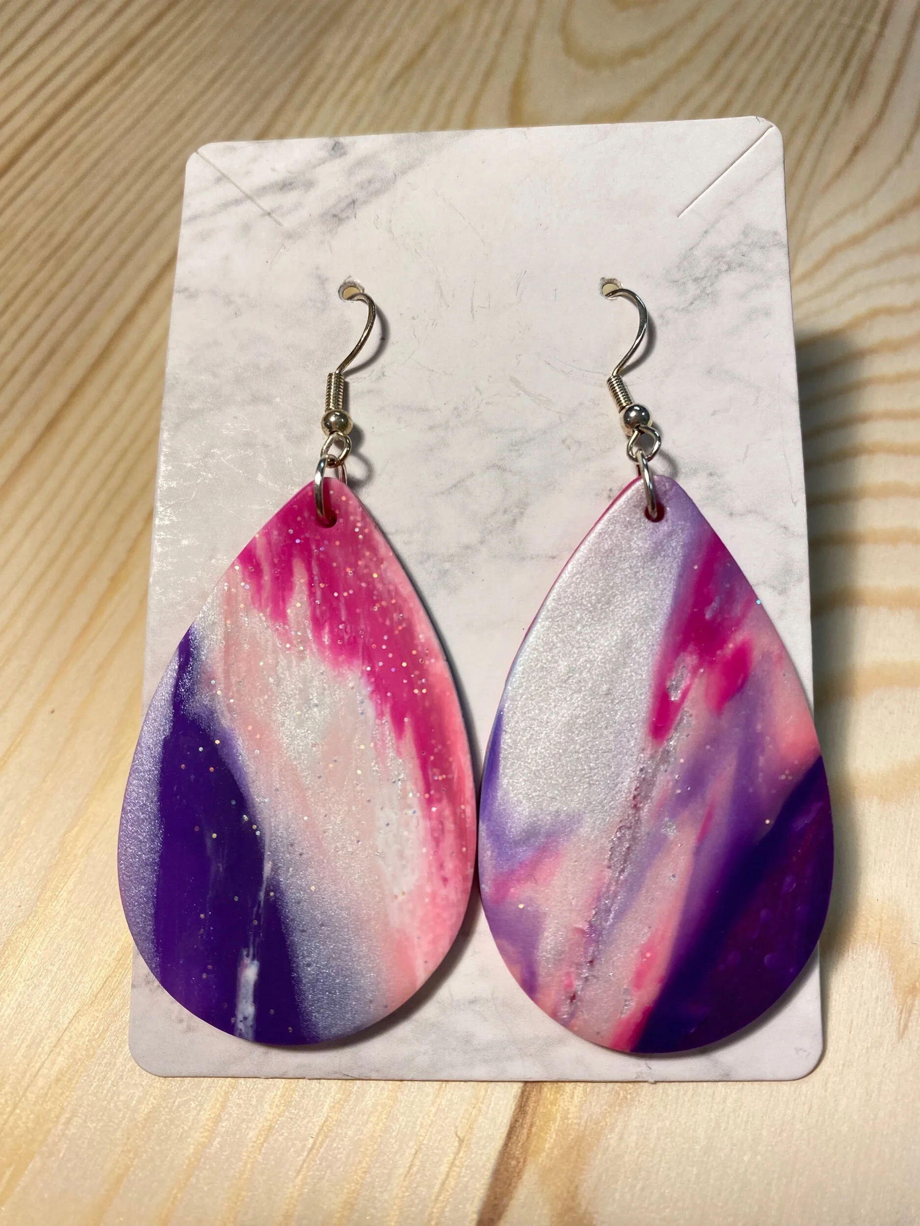 3DB18B84-C034-40B3-B6BF-C08F86E0751B