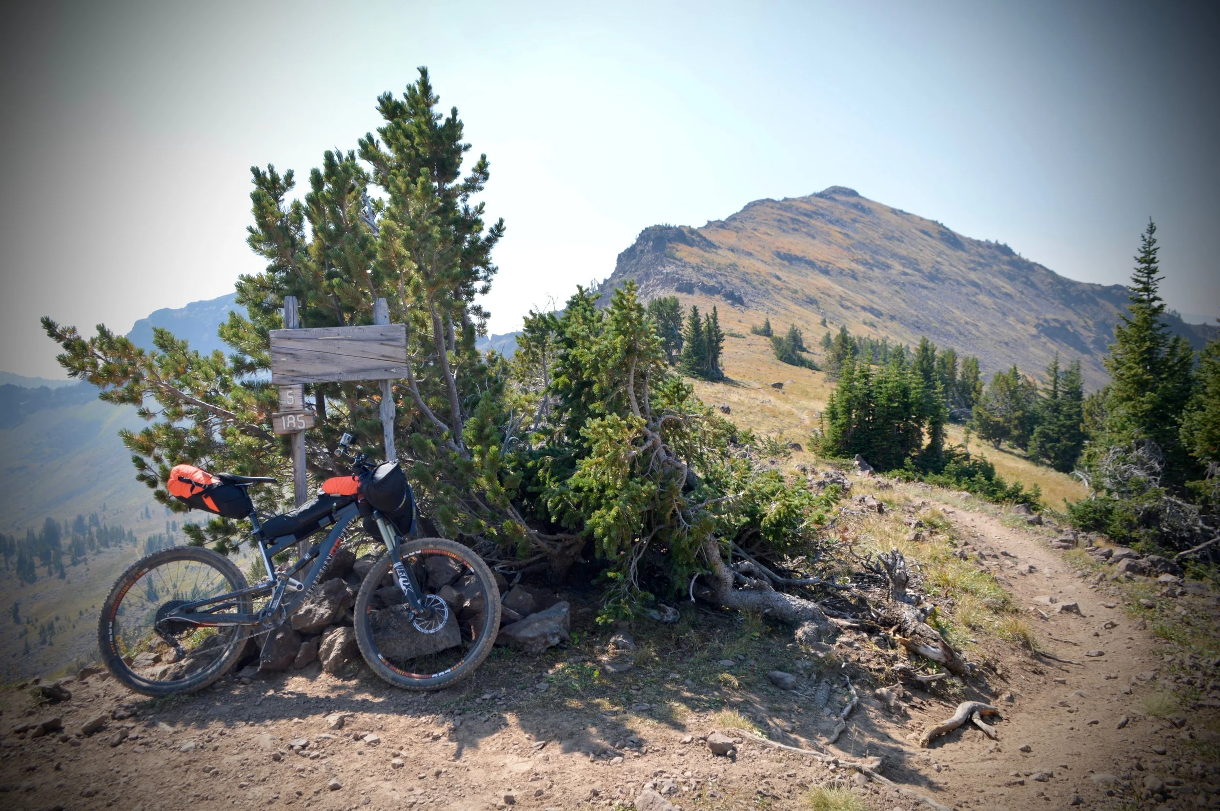 Tucker-HyaliteBikepack_003.jpg