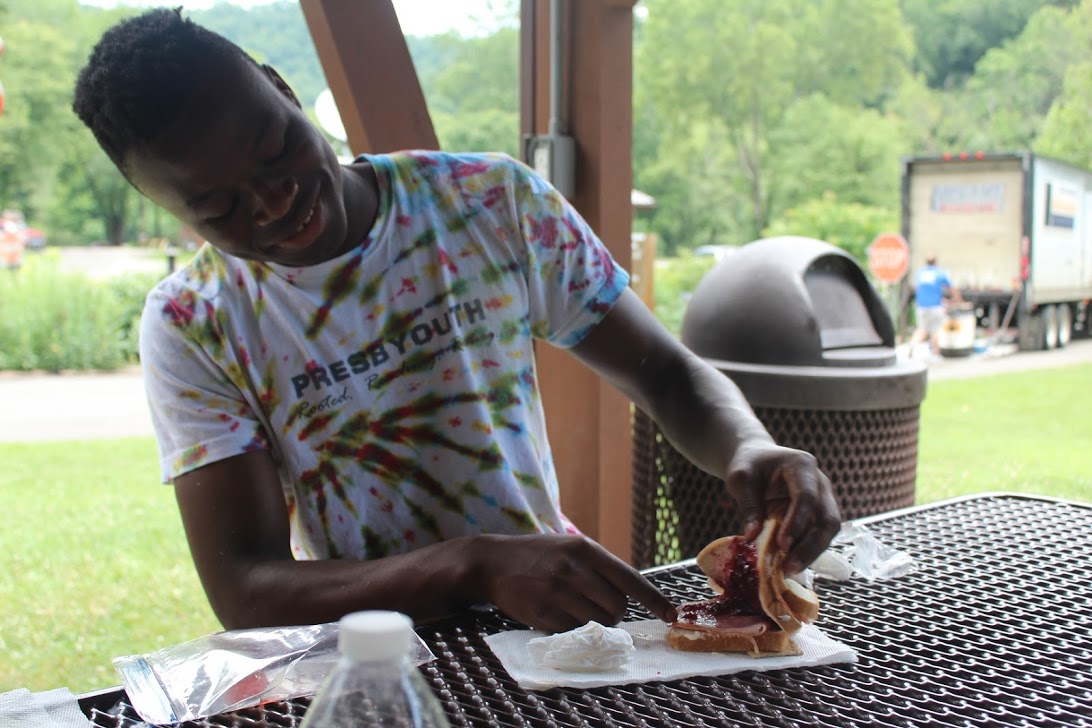 Eating with the love between our brothers and our sisters
