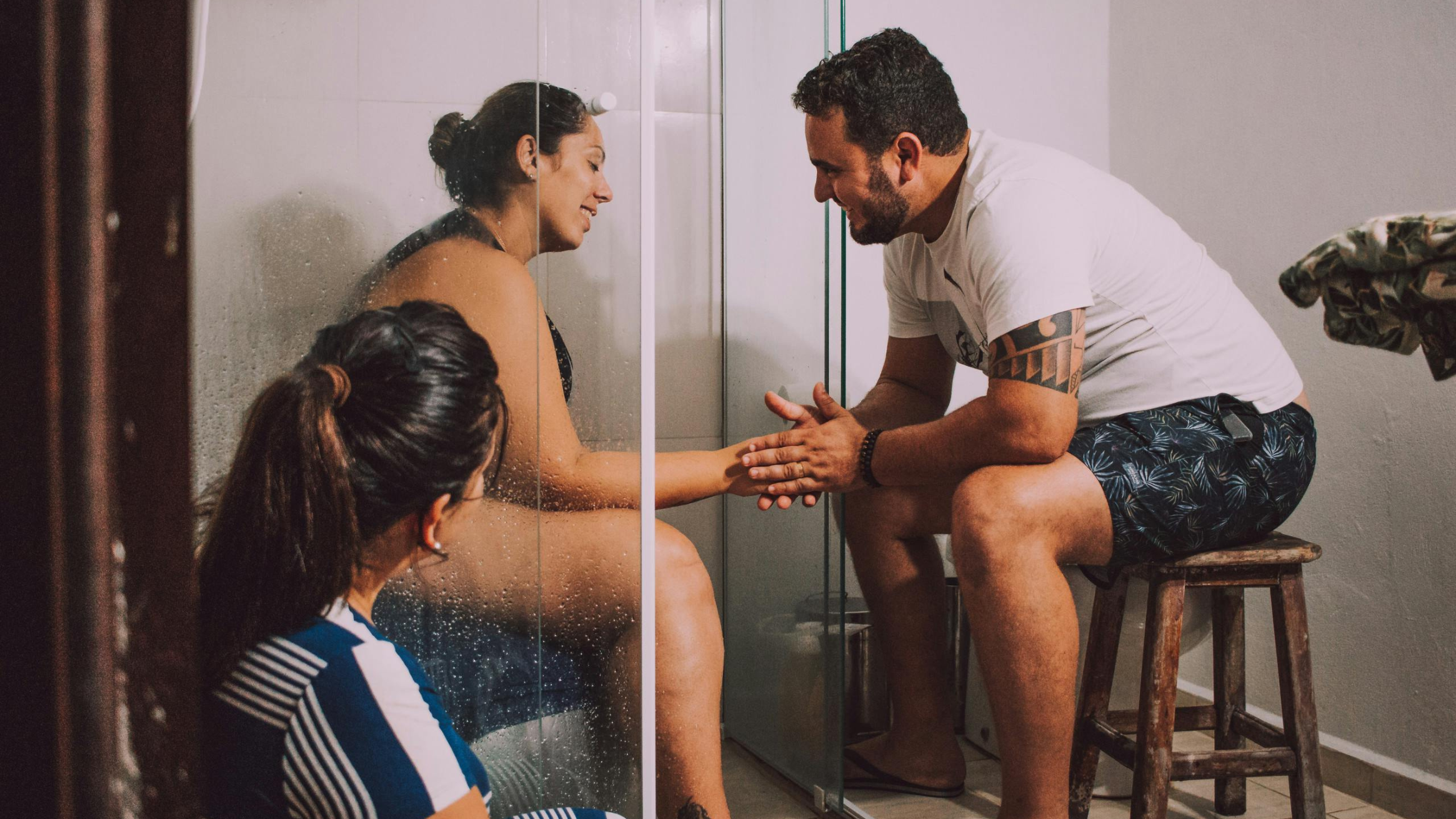 central coast doula, birth support. woman birthing partner support