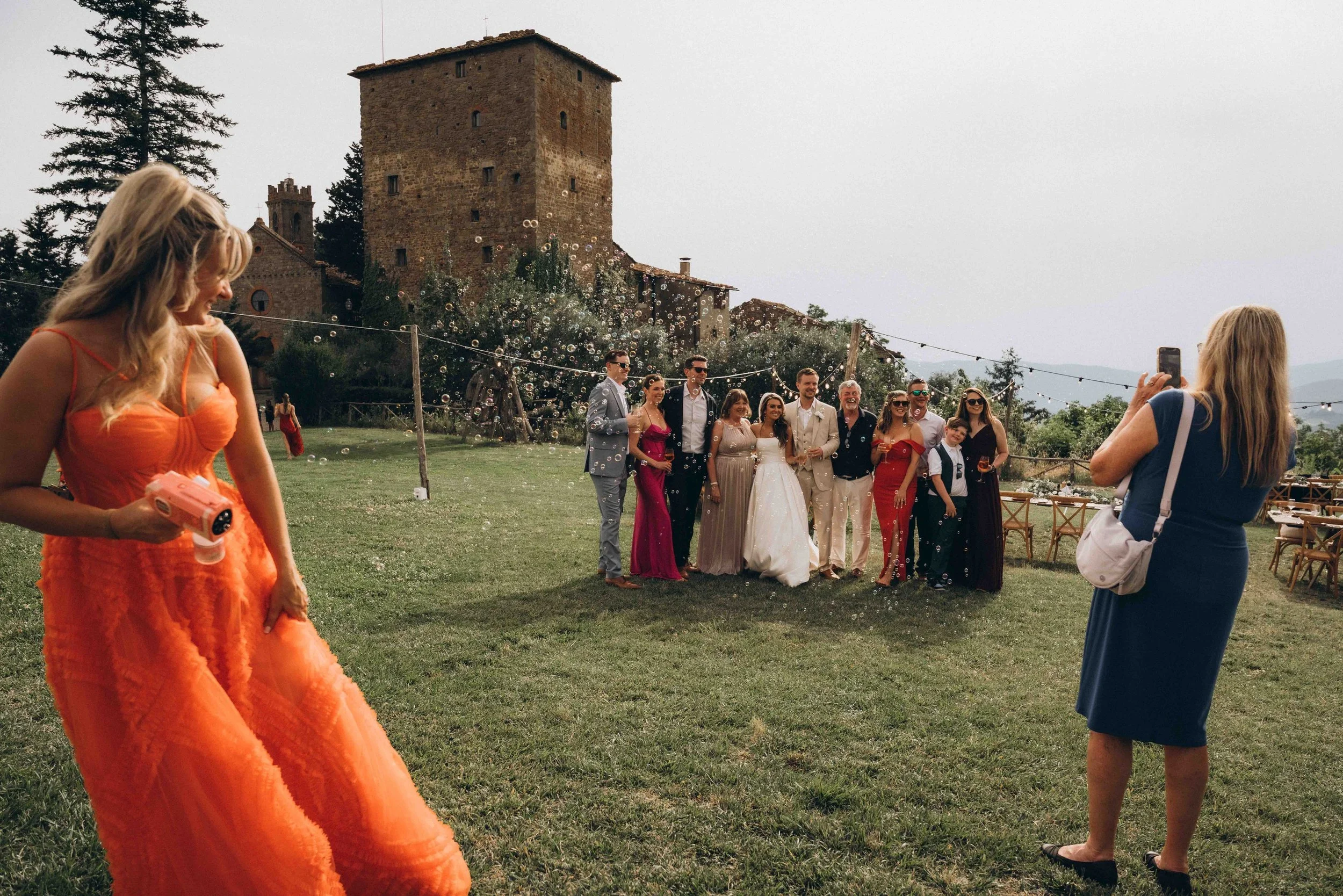 Italy_Tuscany_Wedding+photography_luxury+destination_castle_hills+valley_victor+rusu-35.jpg.webp