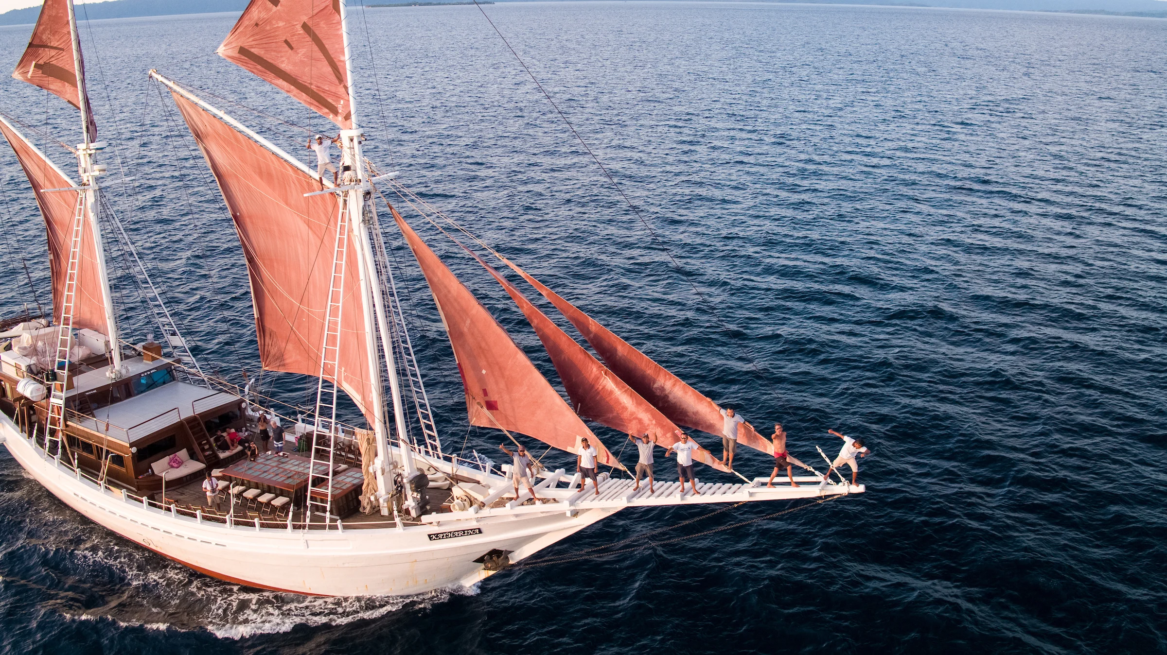 RajaAmpatLuxuryCruise82.jpg