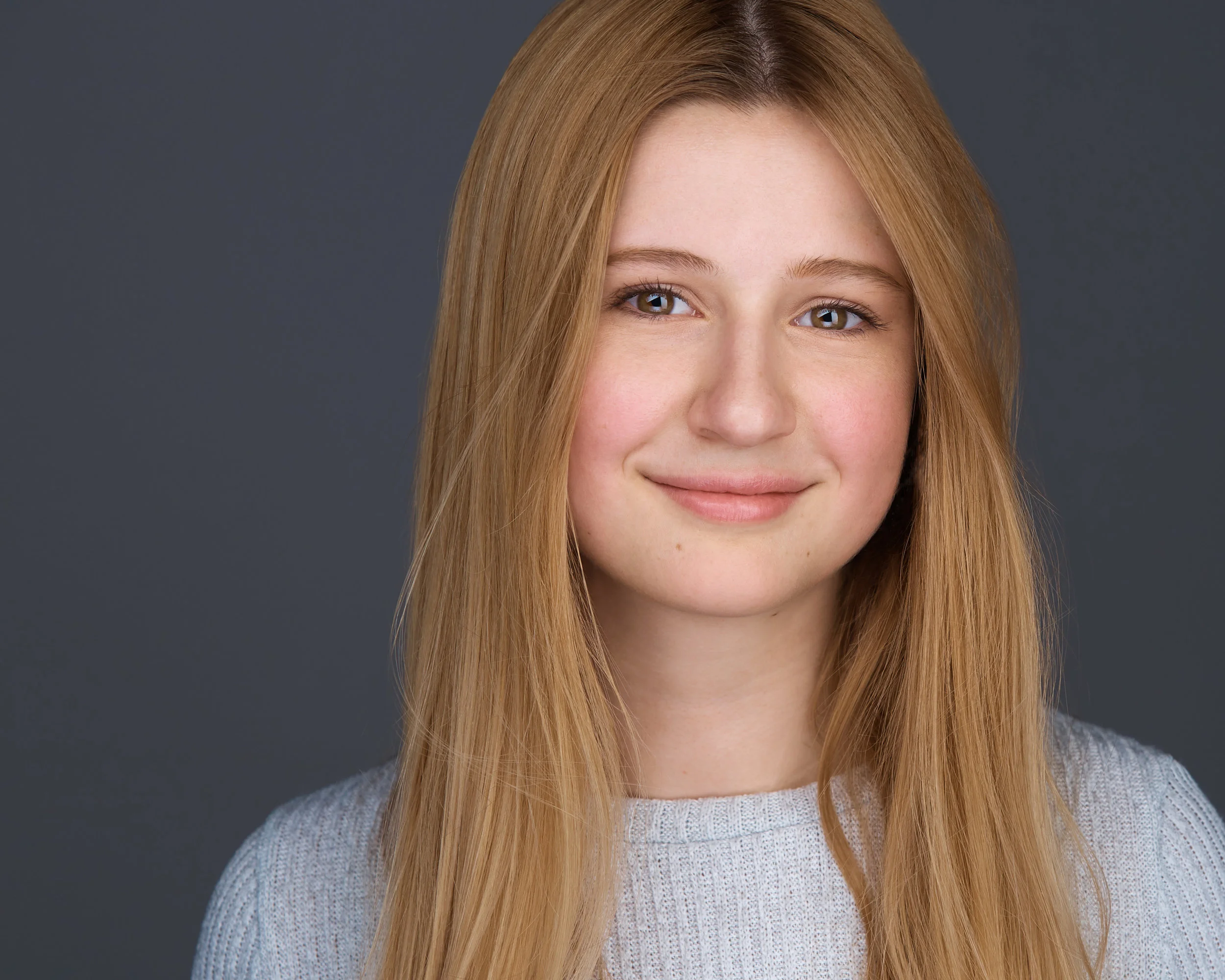 Victoria Dunkley-045headshot2.jpg