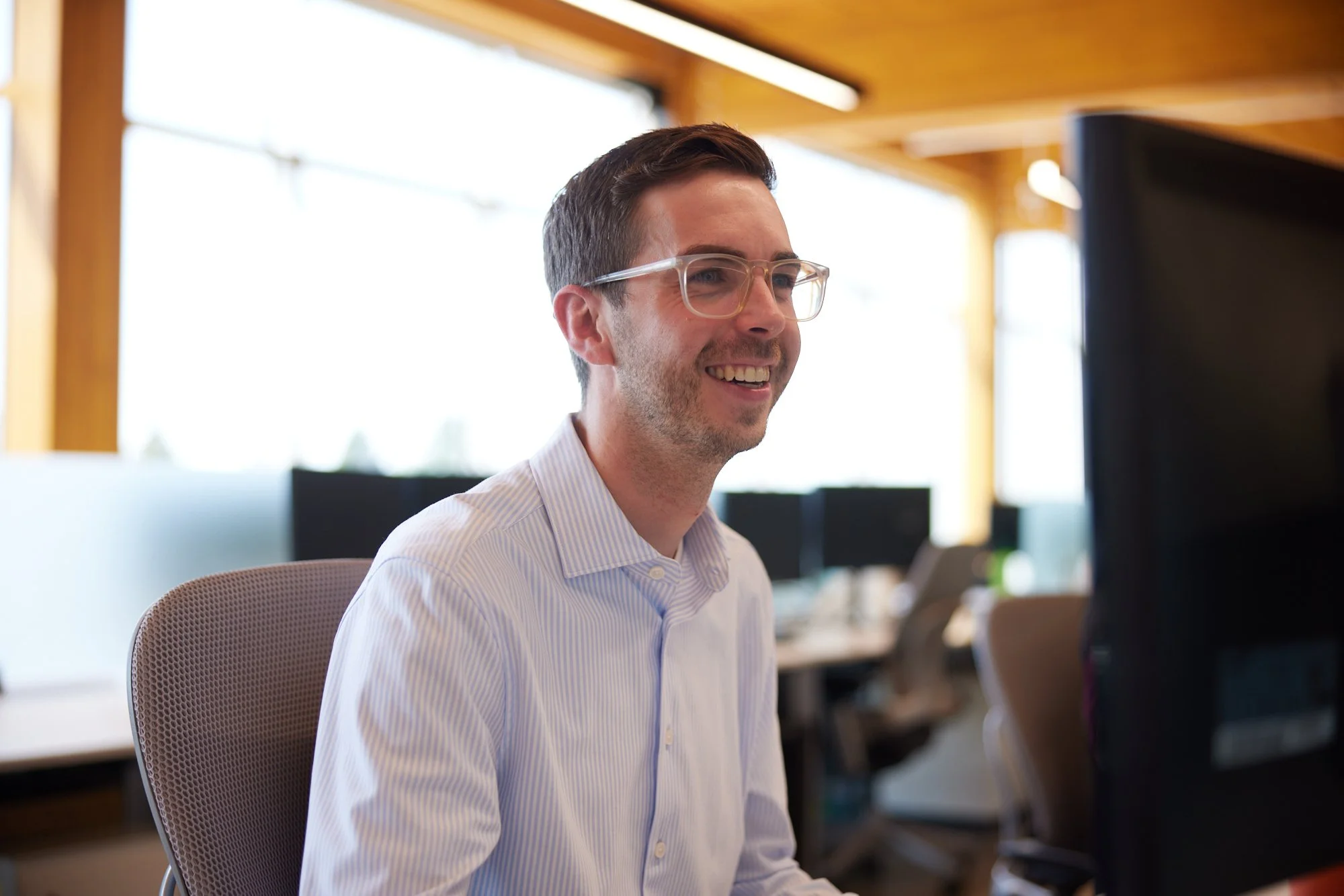 gec-architecture-edmonton-employee-portrait-candid.jpg