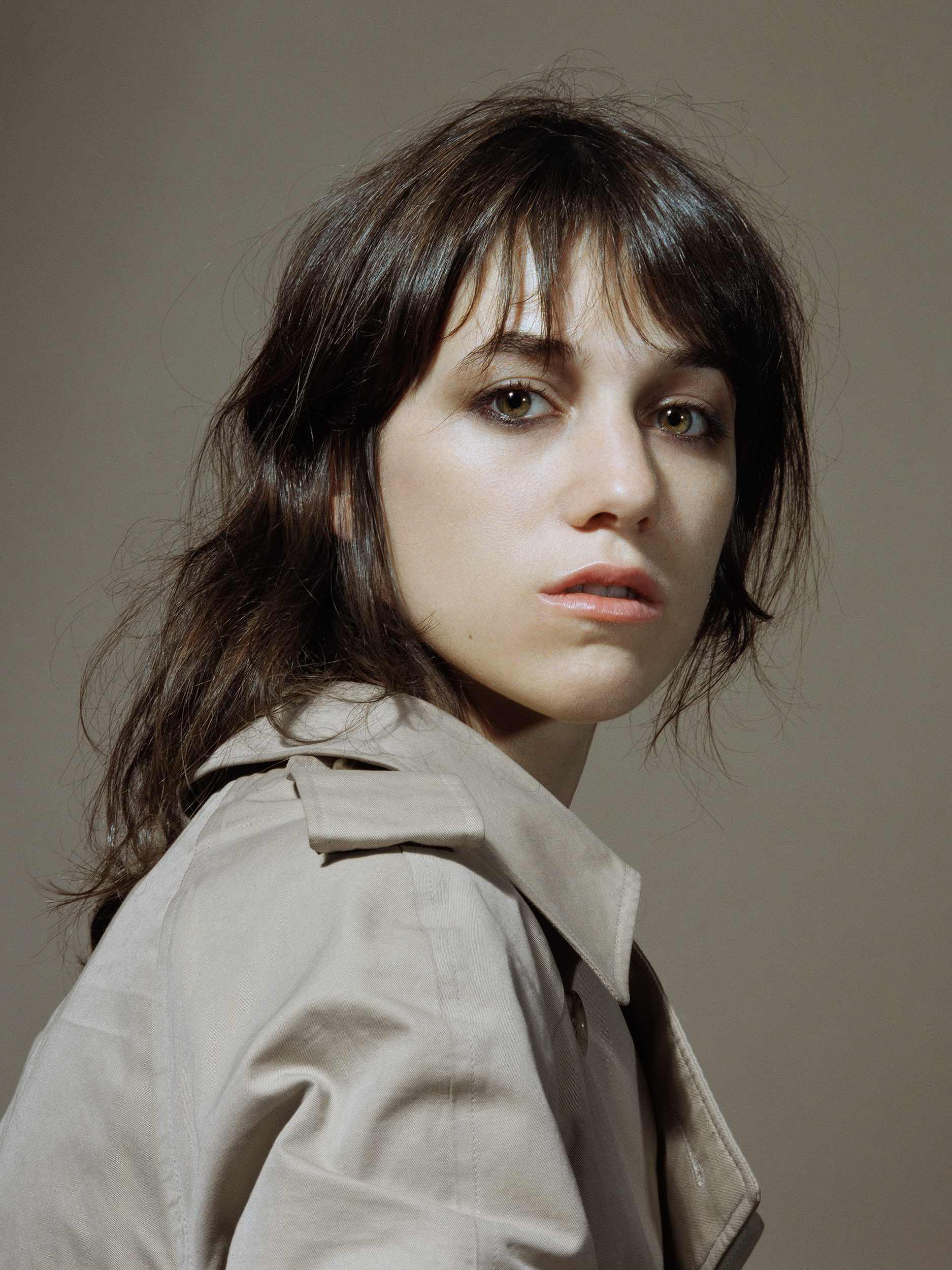 KN1_SELF SERVICE_Charlotte Gainsbourg_02_F1.jpg