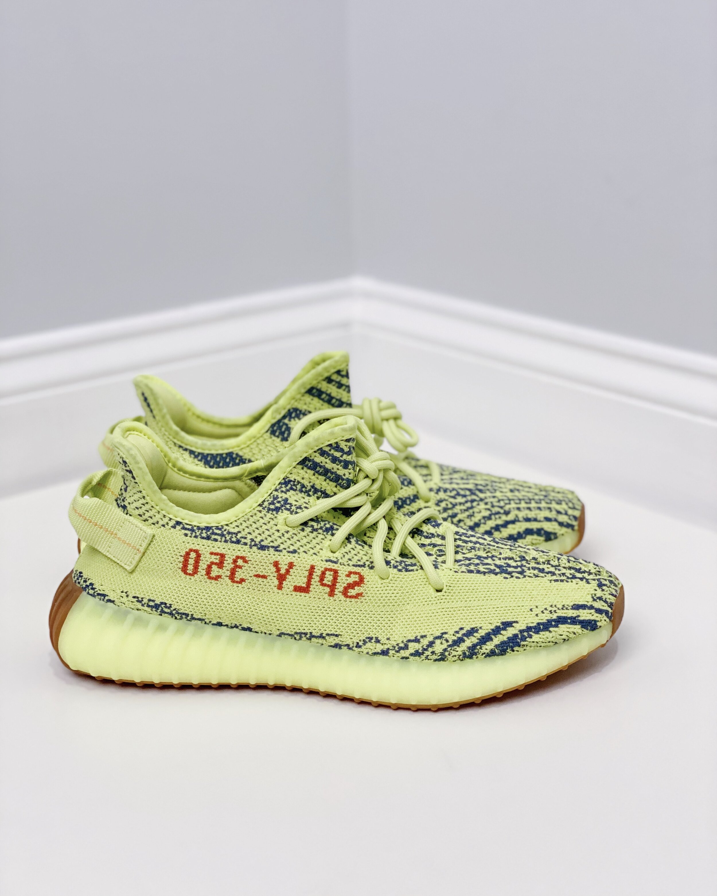 yeezy 350 yellow frozen